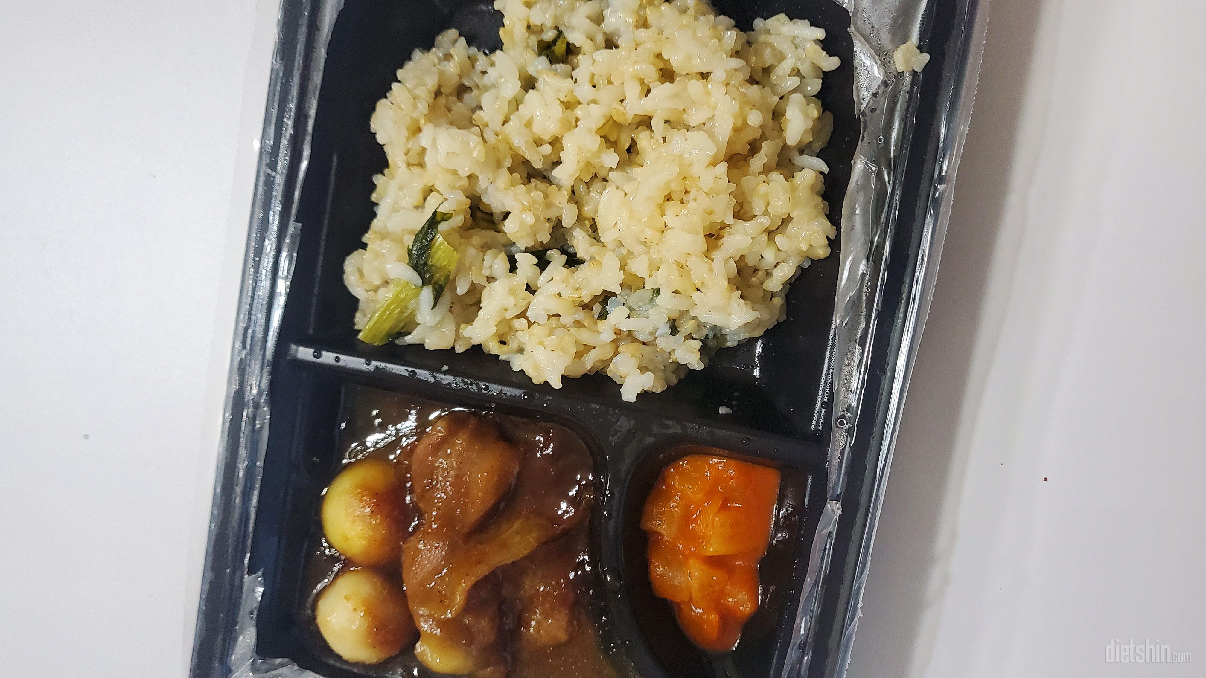 정말 맛있는대 양이 적네요 곤약현미밥