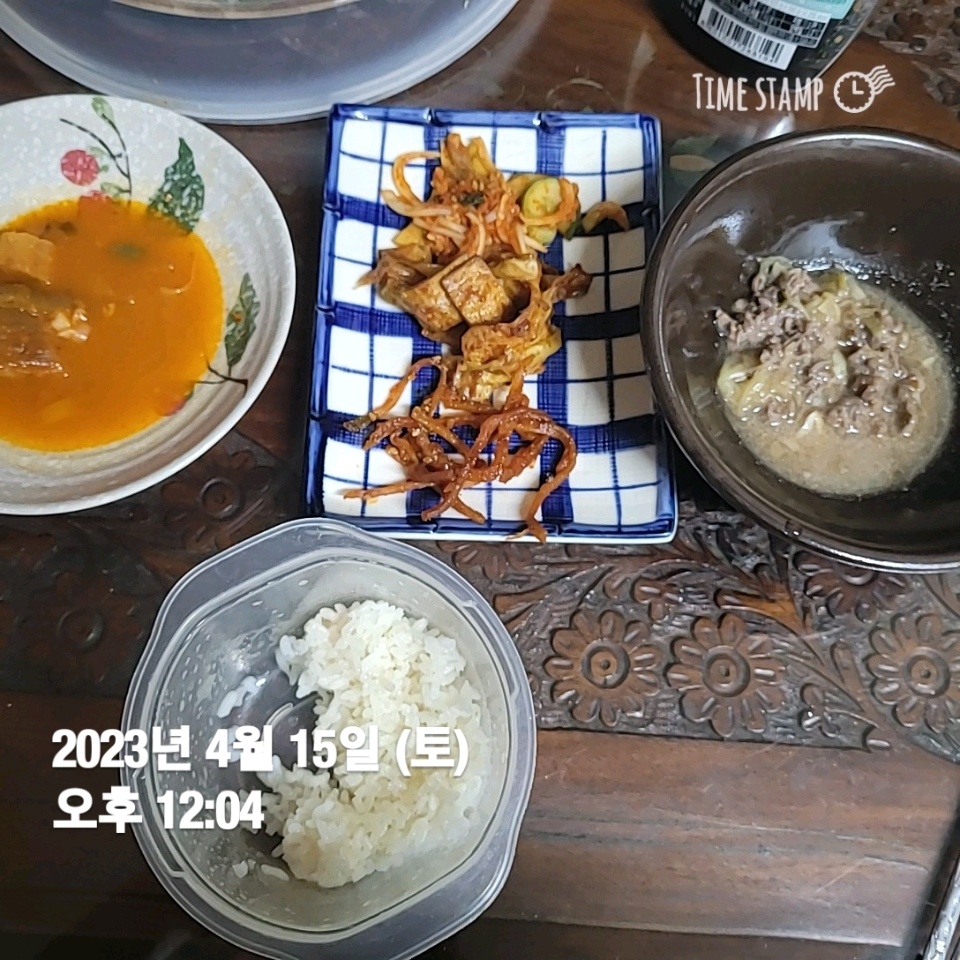 04월 15일( 아침식사 12799kcal)