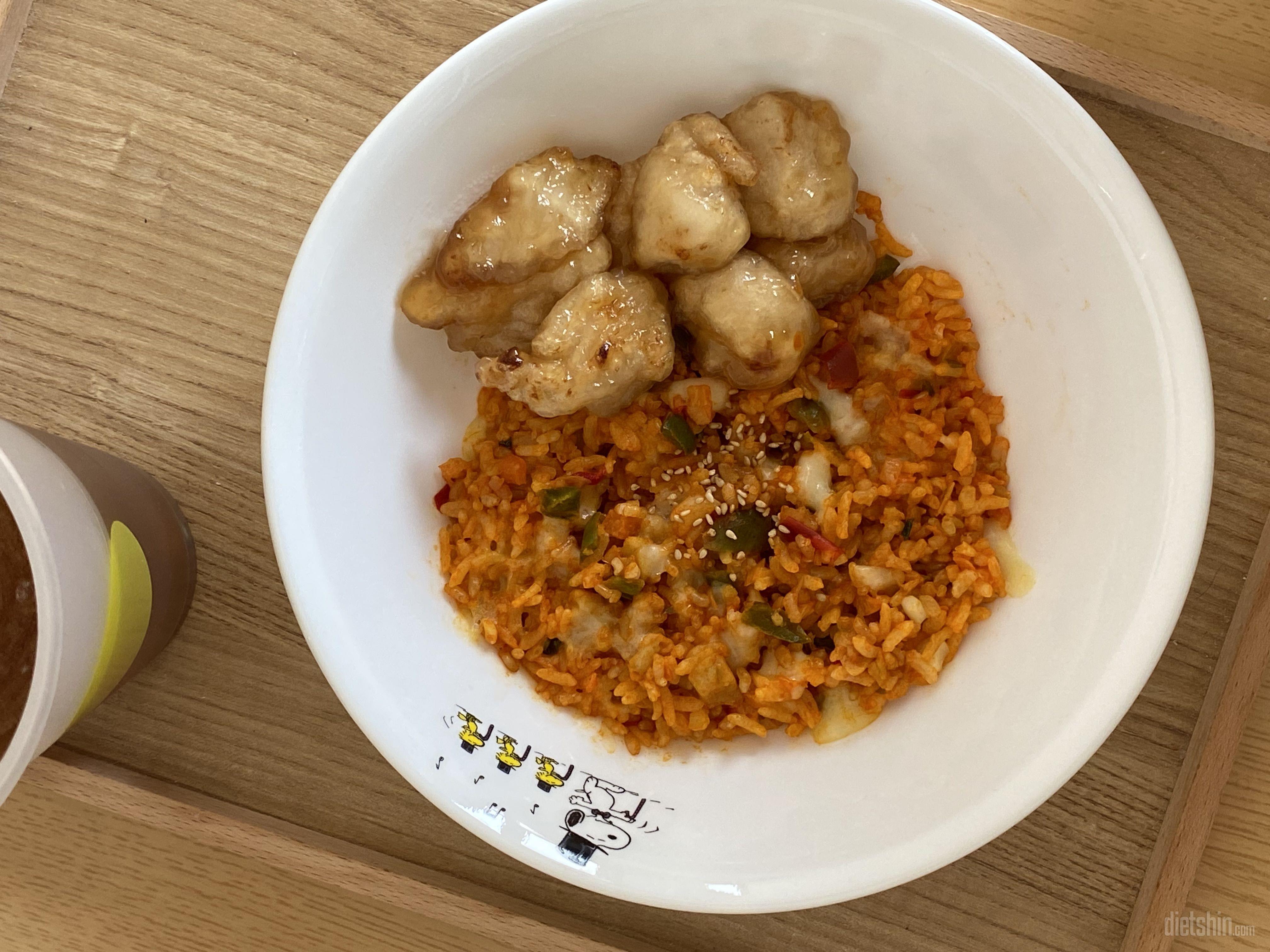 양이 좀 적지만 소스도 맛있고 쫀득해