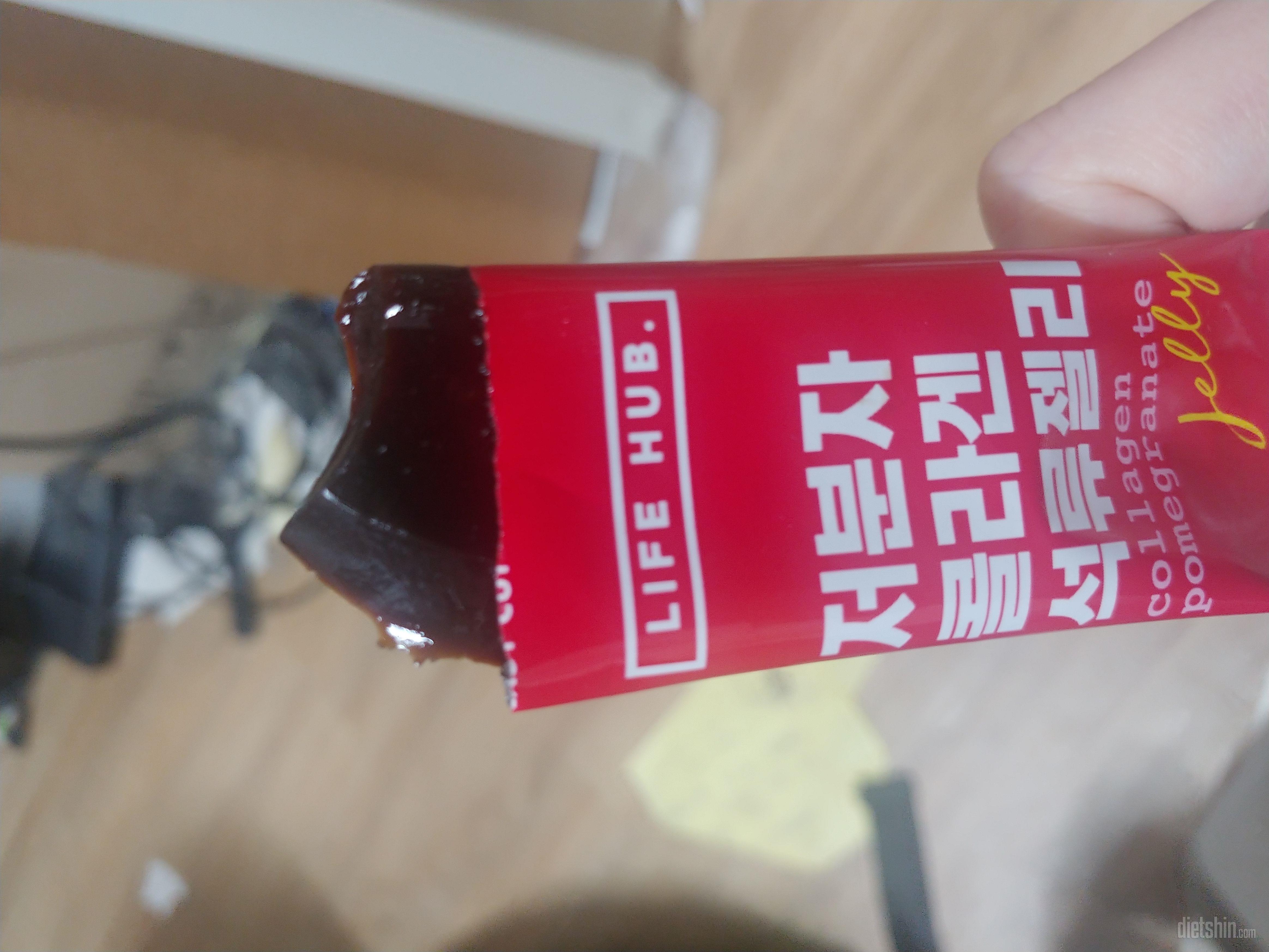 젤리 탱글하긴 한데 생각한 식감하고는