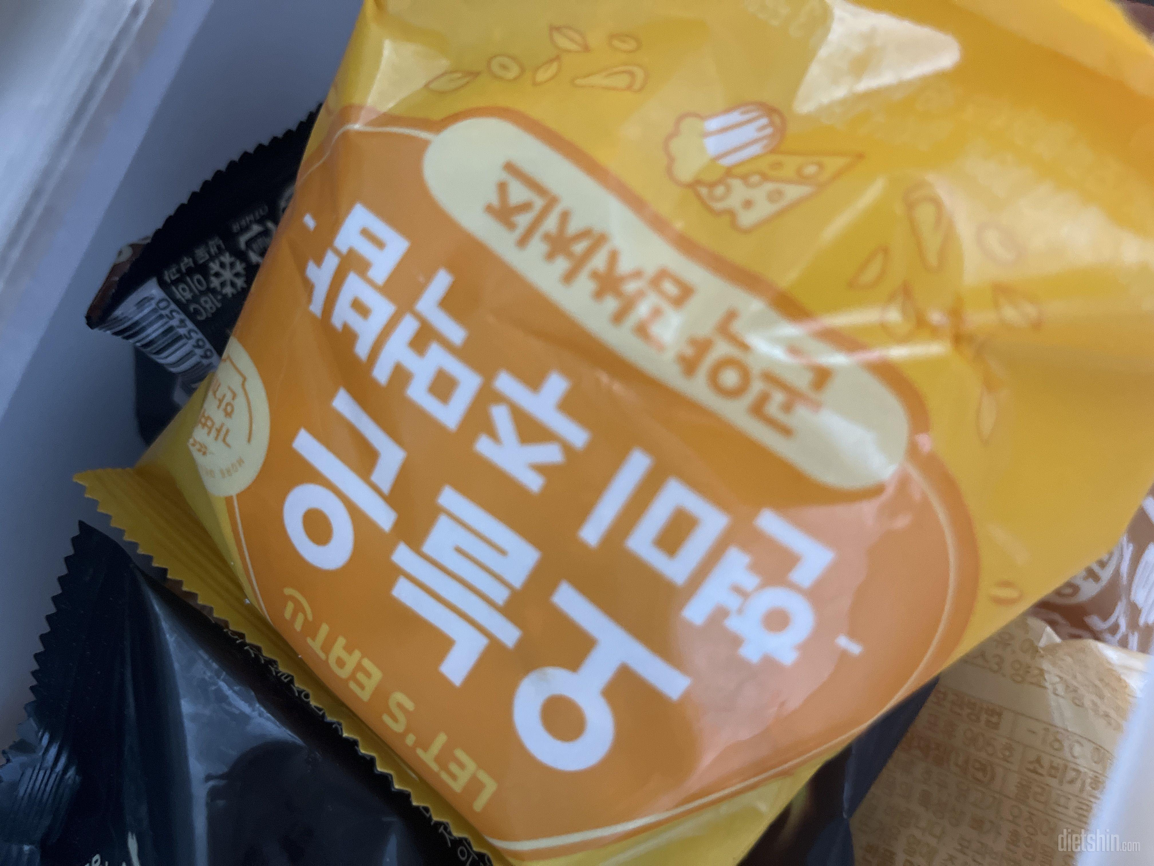 진짜 맛있는데 한개론 부족해서 닭찌찌