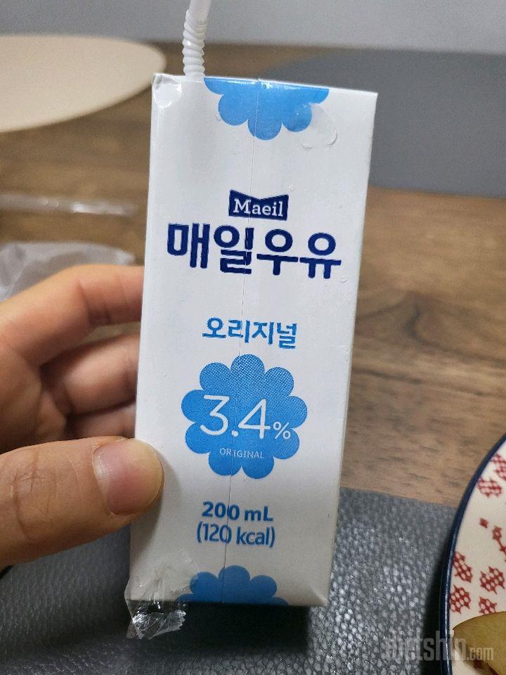 05월 10일( 아침식사 471kcal)