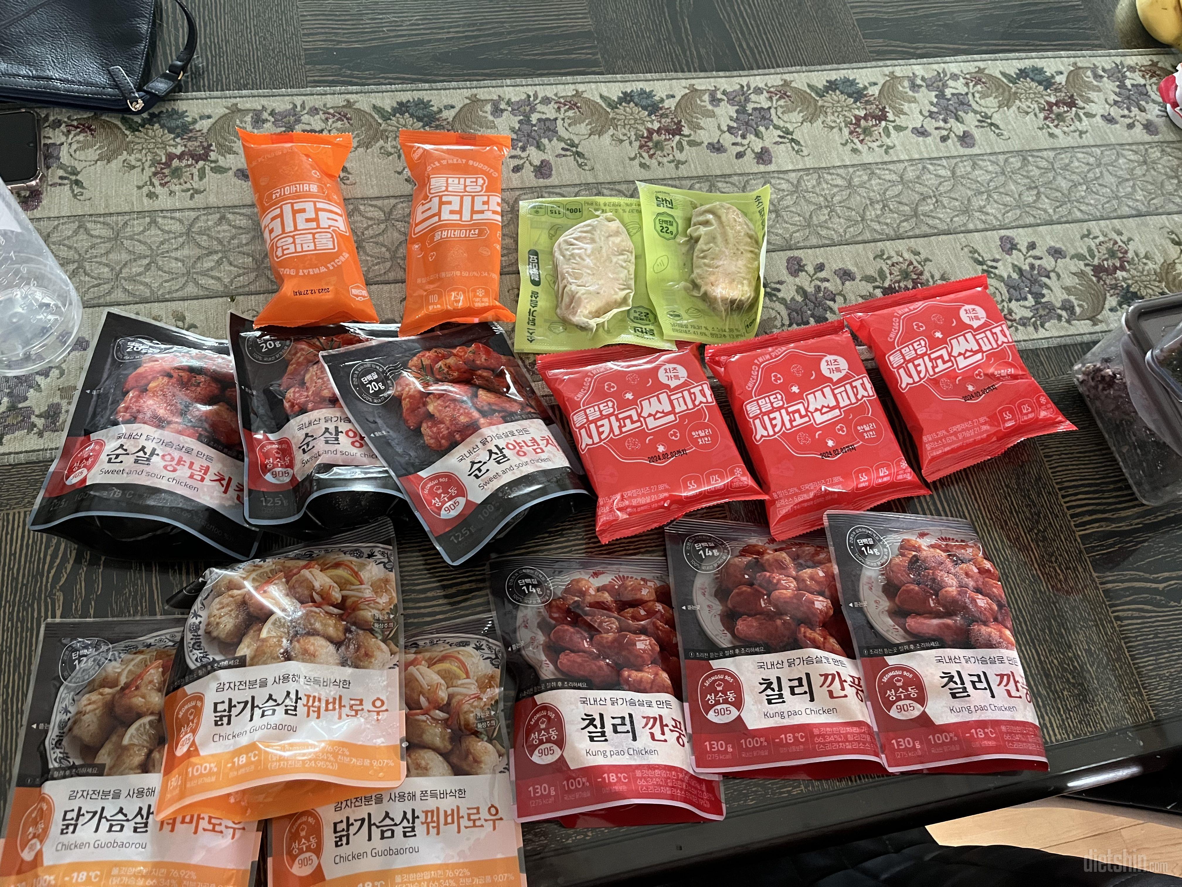 맛있는 것만 모아서 잔뜩샀어요