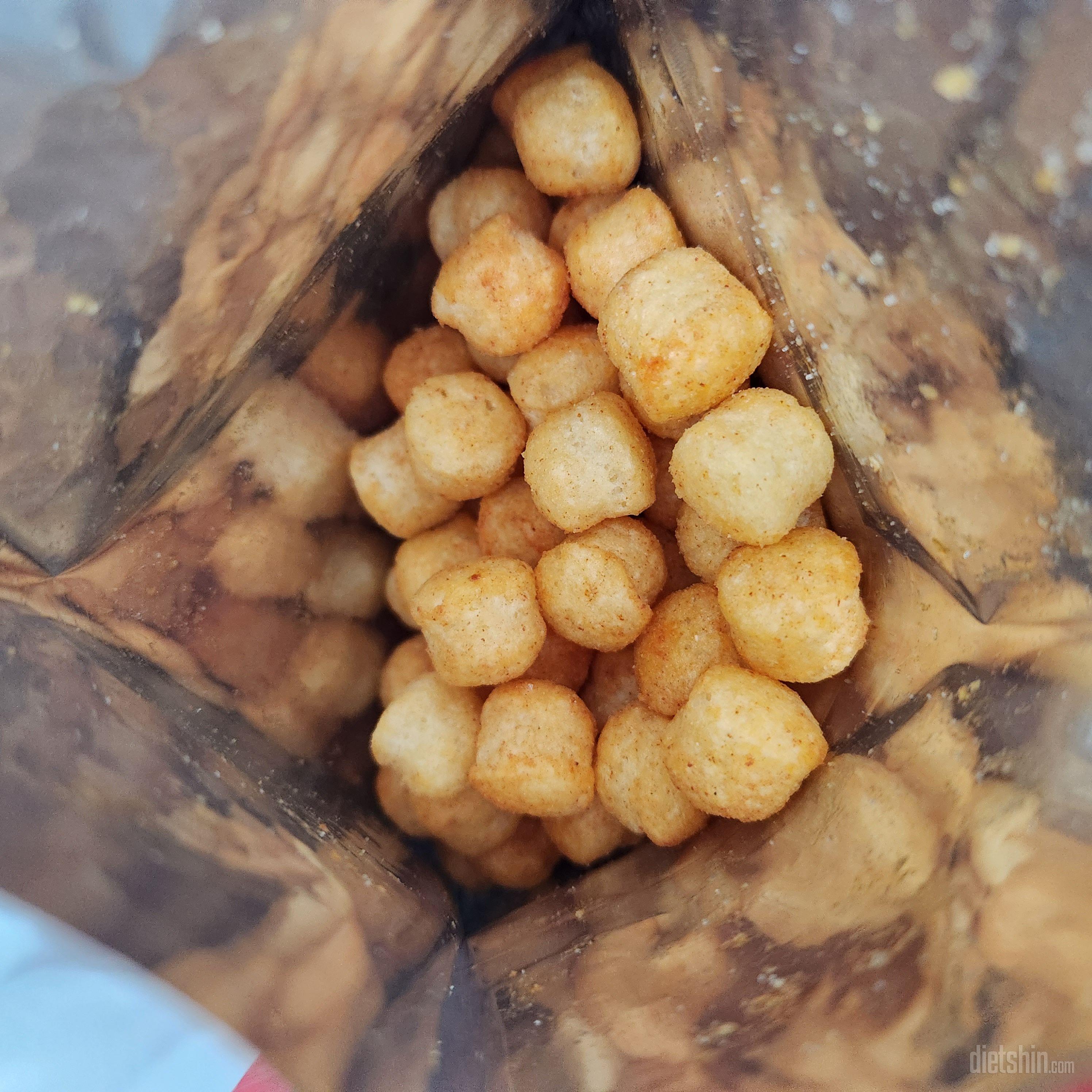 맛있어요 그냥과자에요 칼로리부담은 없