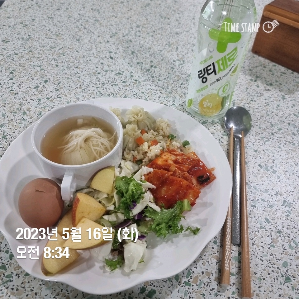 05월 16일( 아침식사 366kcal)