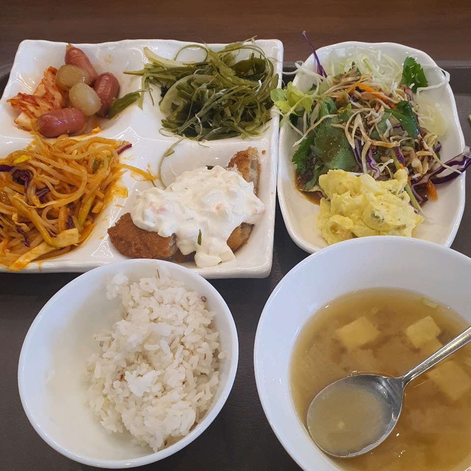 05월 19일( 점심식사 1220kcal)