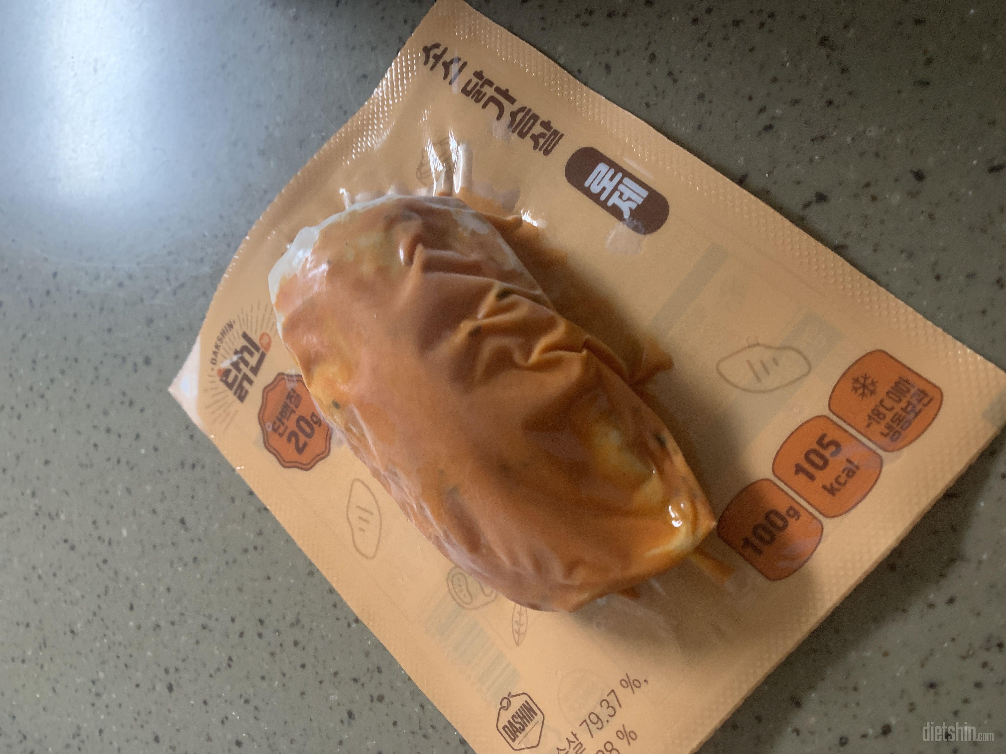 소스 넉넉히 들어있고 맛있어요~