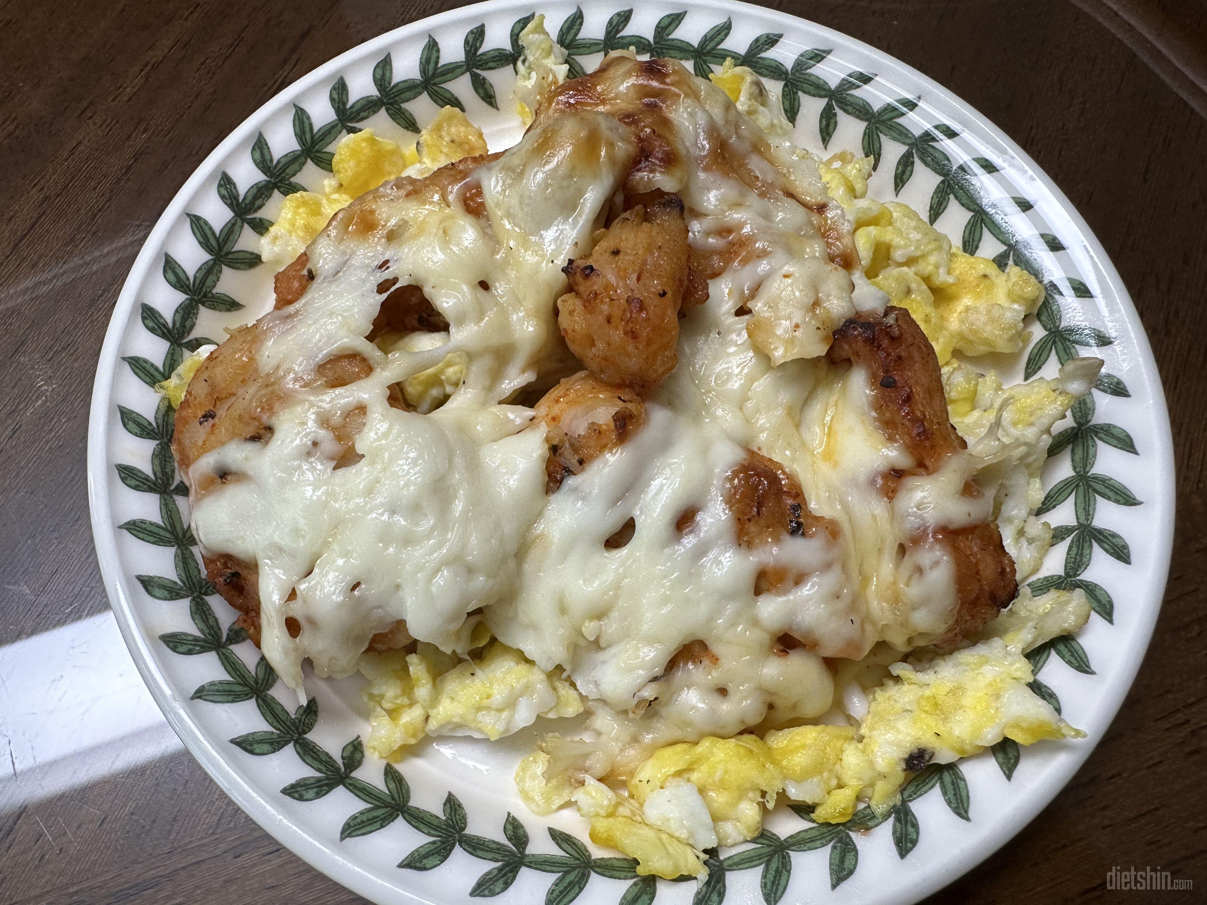 일단 너무 맛있어요!! 맵찔이라 불닭