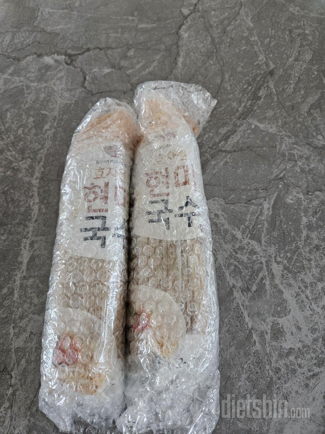 밀가루대신 현미라서 구매했어요~
괜