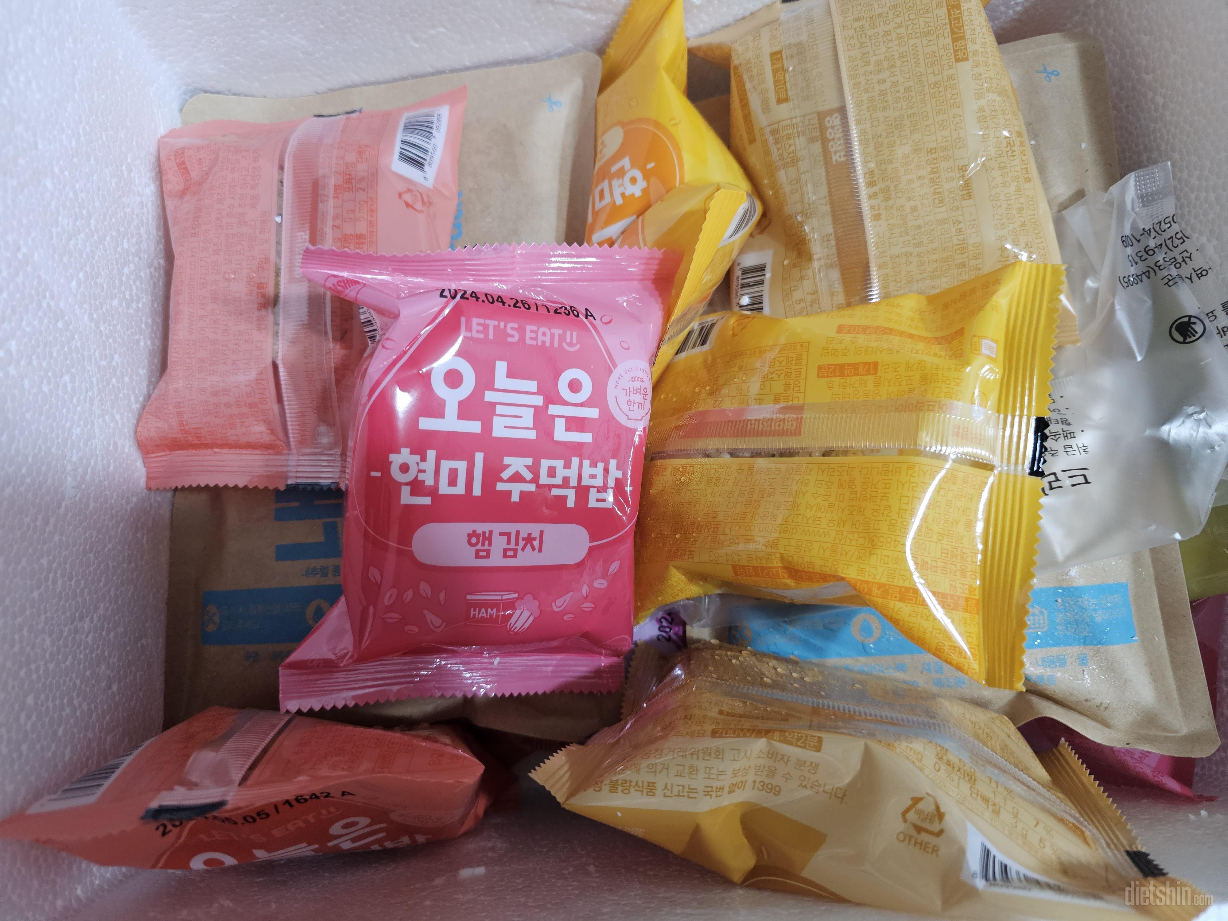전자렌지에 돌려먹어서 겉이 바삭한지는