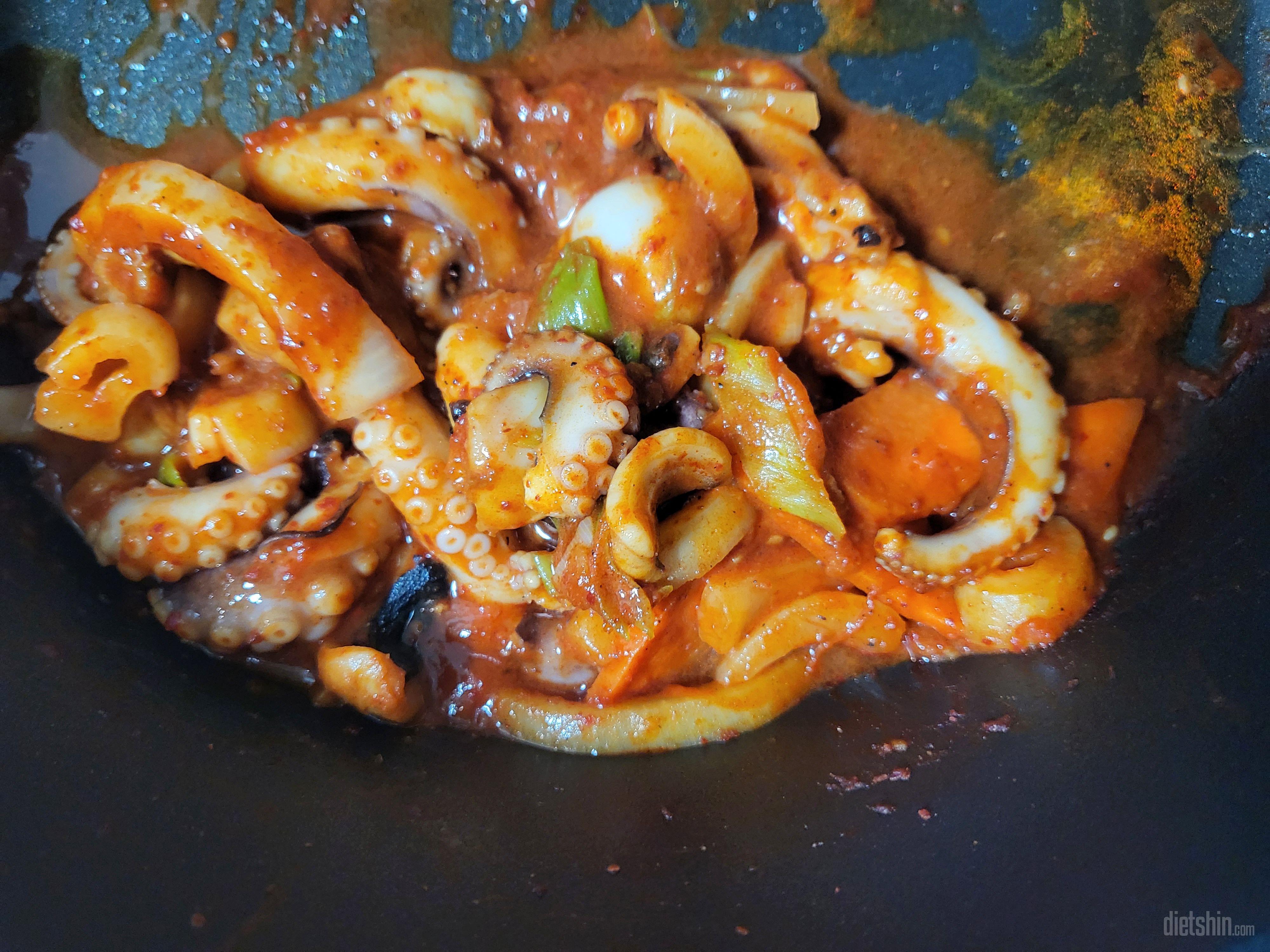 진짜 쭈꾸미살 통통하고 양념도 맛있고