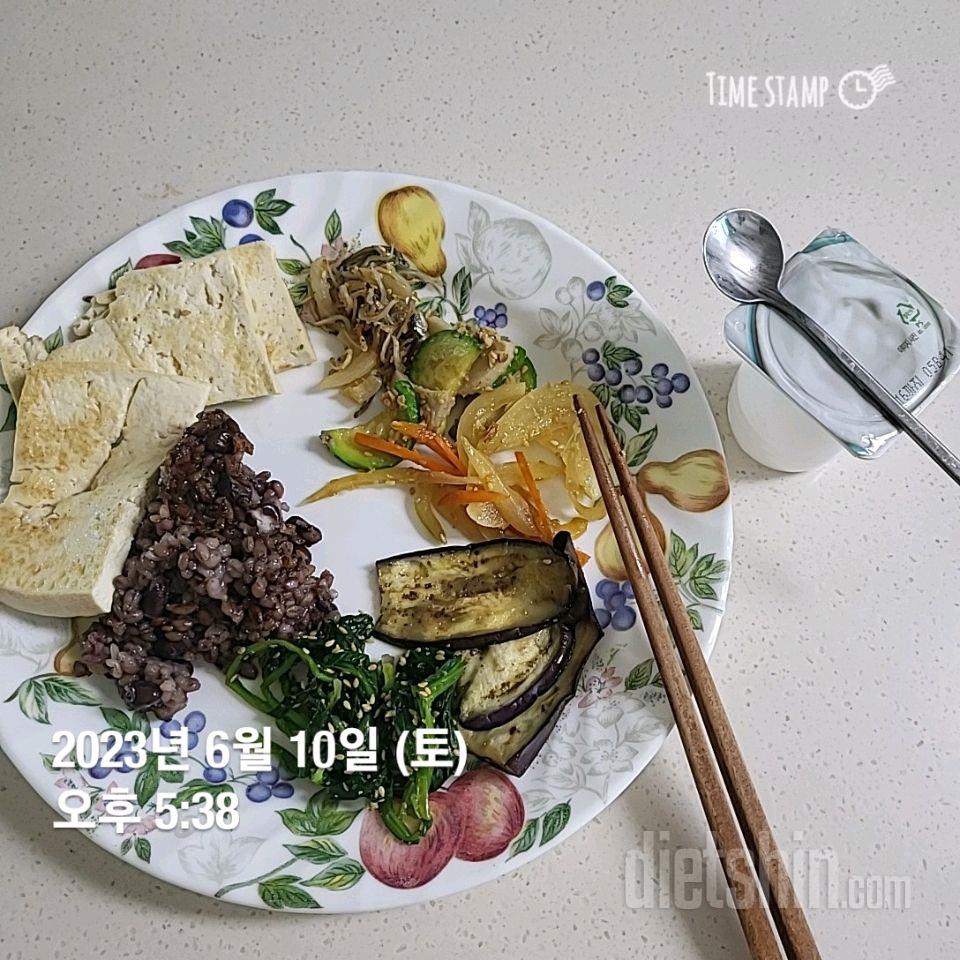 06월 10일( 점심식사 89kcal)