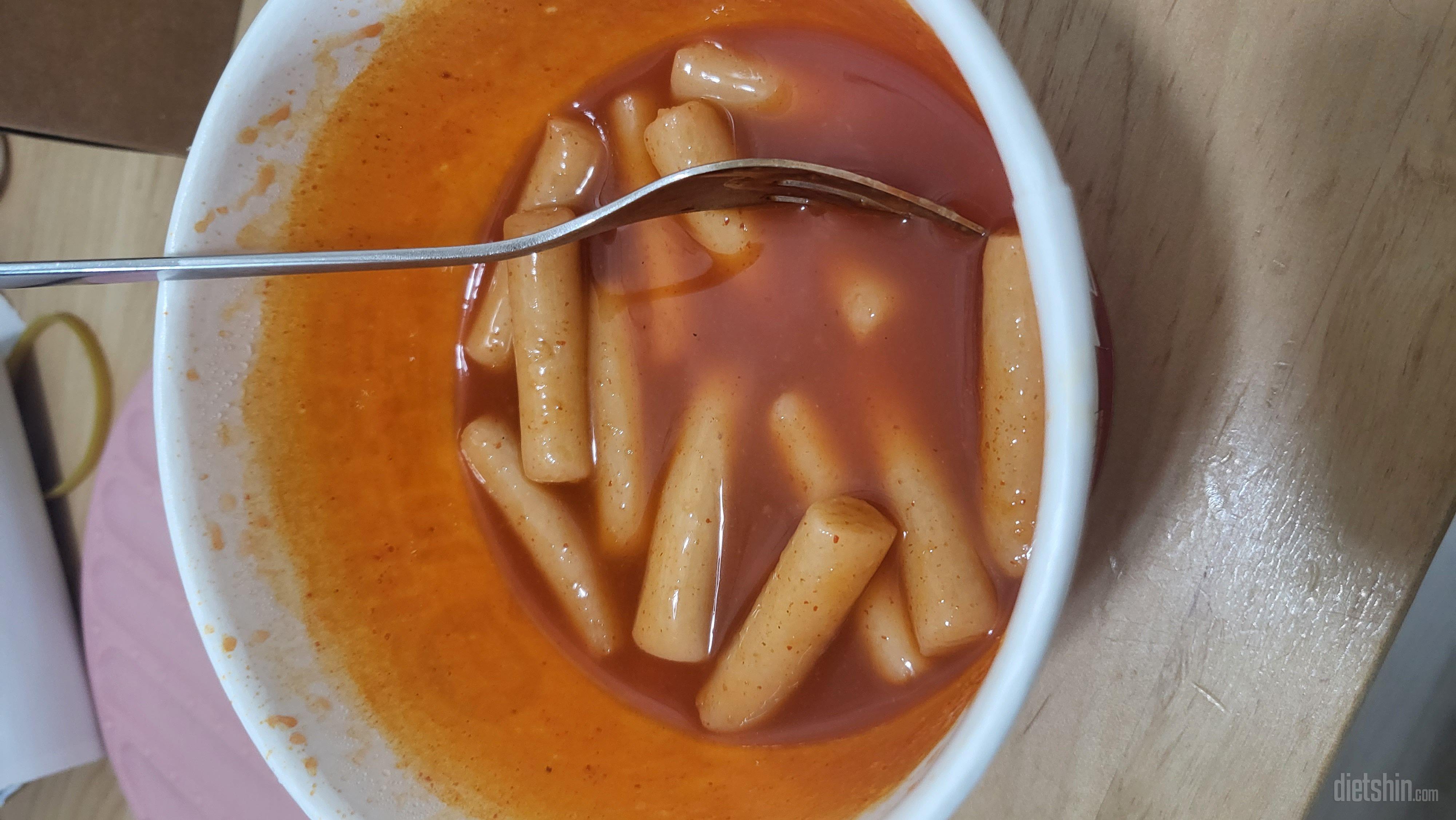 예전부터 많이 봐왔던 제품이라 꼭 먹