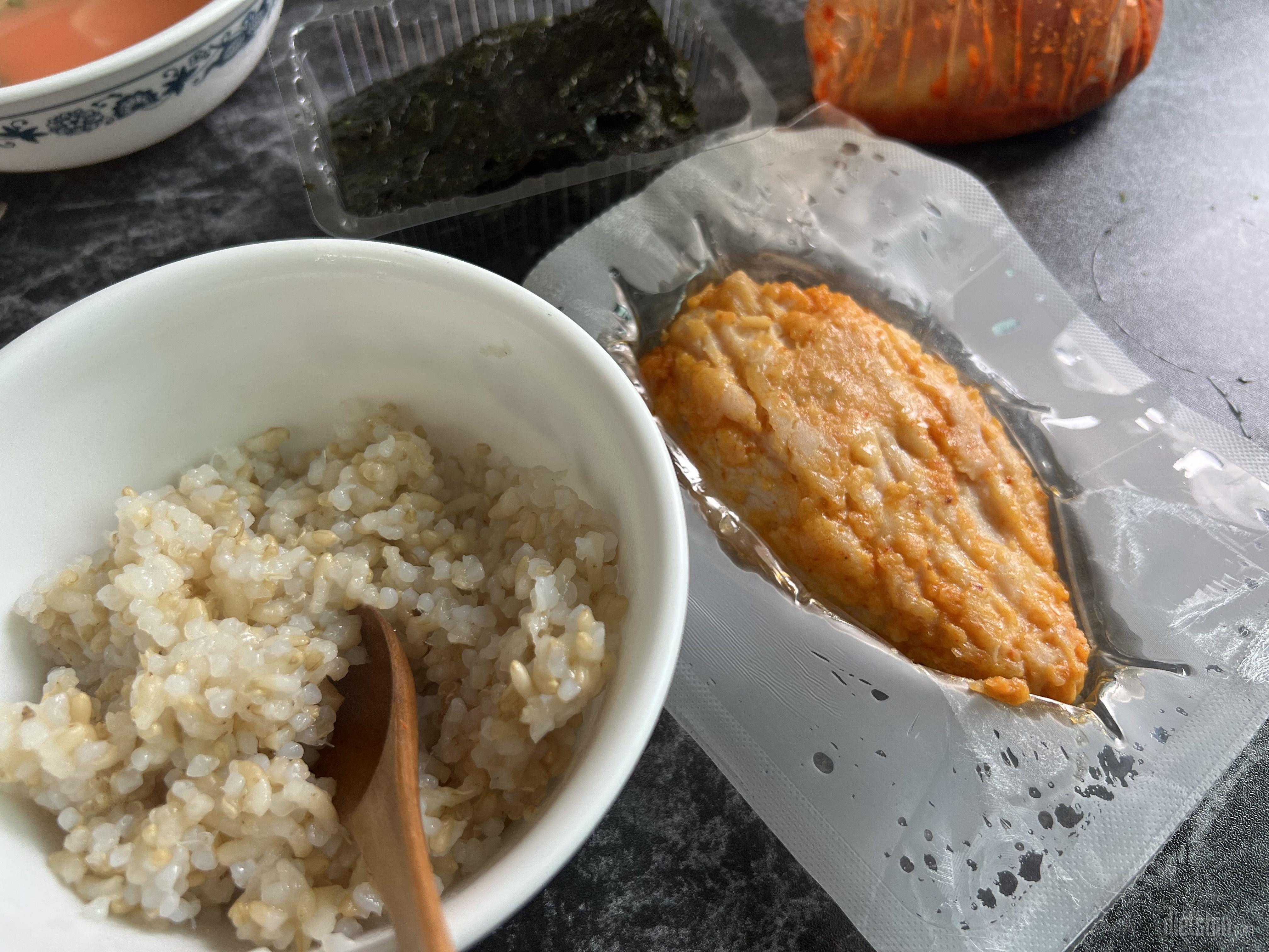 맛있어용 꼭 사세요 특히 스파이시