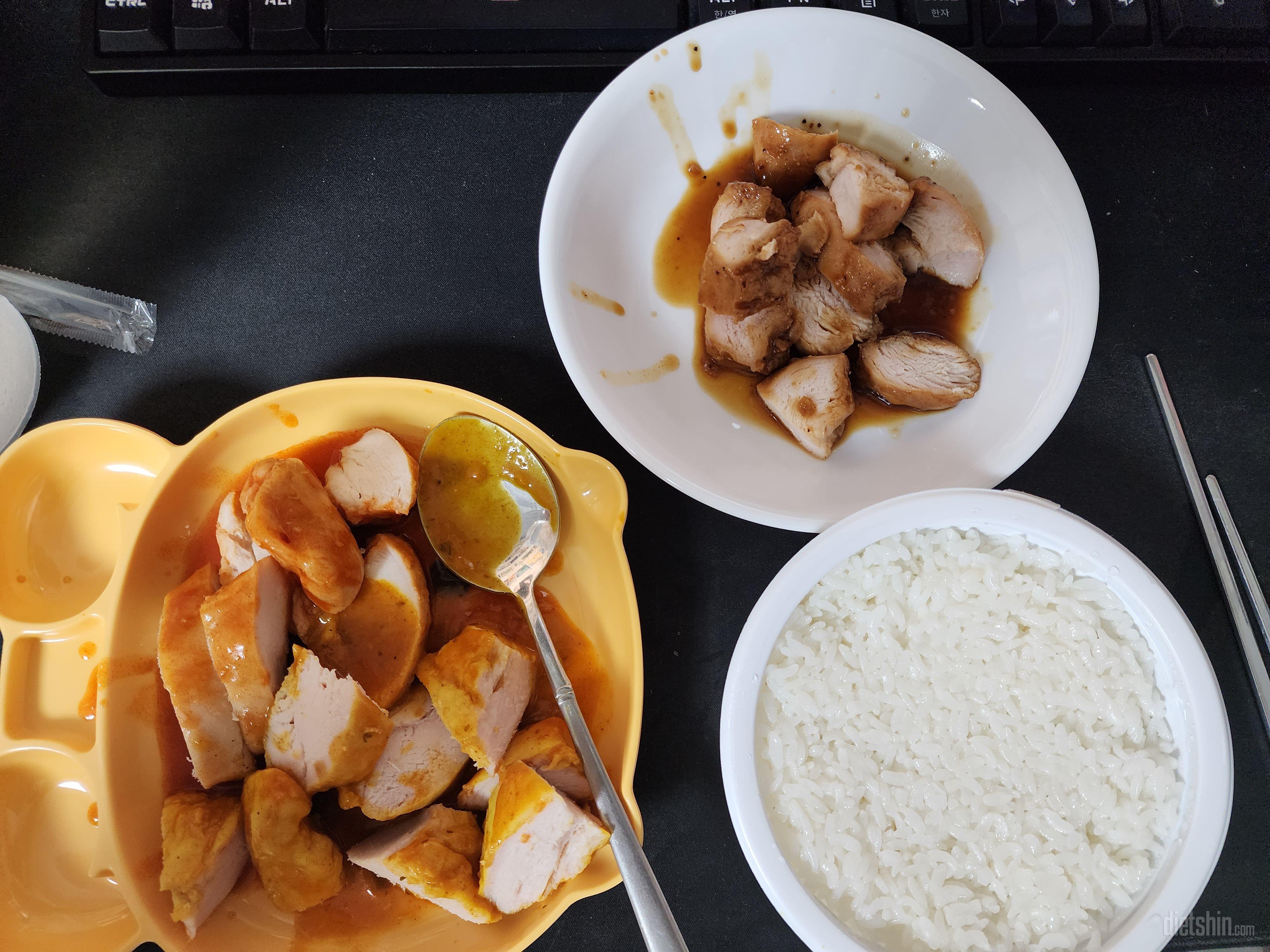 맛있습니다 전에 닭가슴살 이상한거먹어