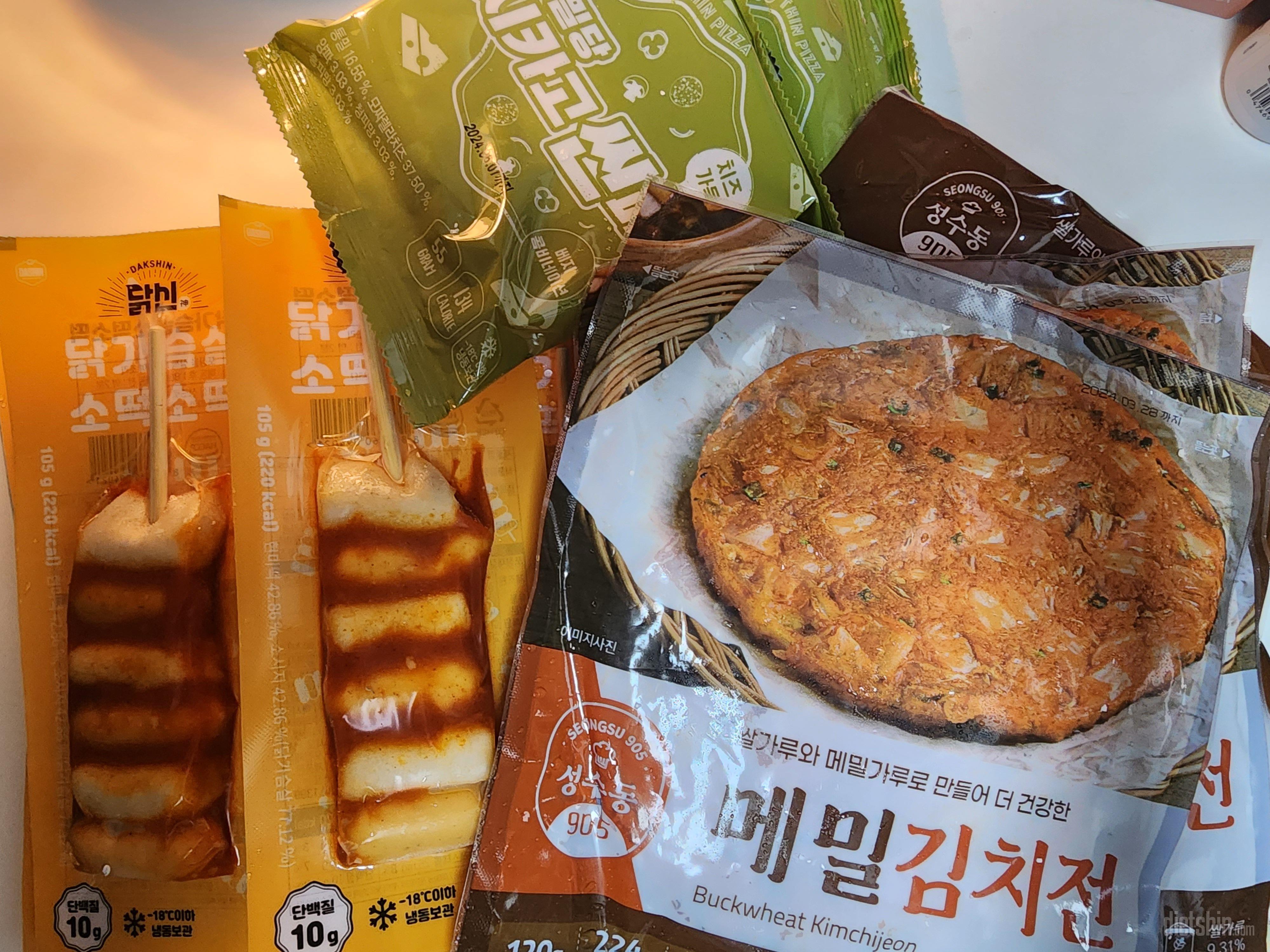 후기 좋아서 시켜밨어요~ 맛나기를!!