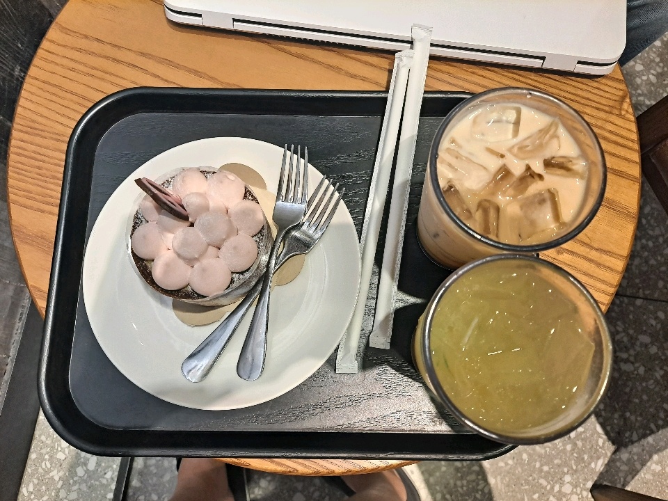 08월 05일( 오후간식 608kcal)