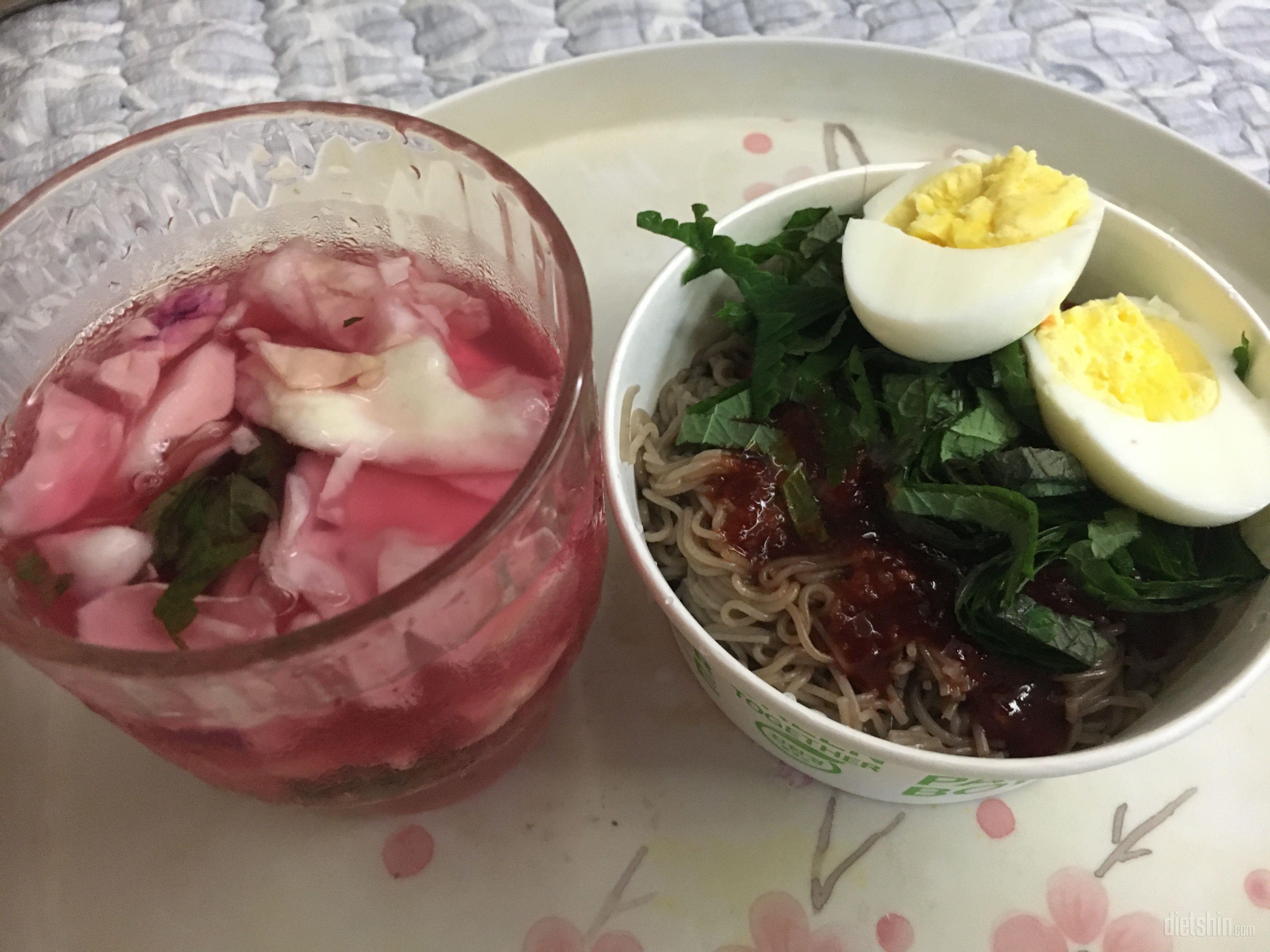 맛있게 잘 먹었어요. 달지도 않고 면