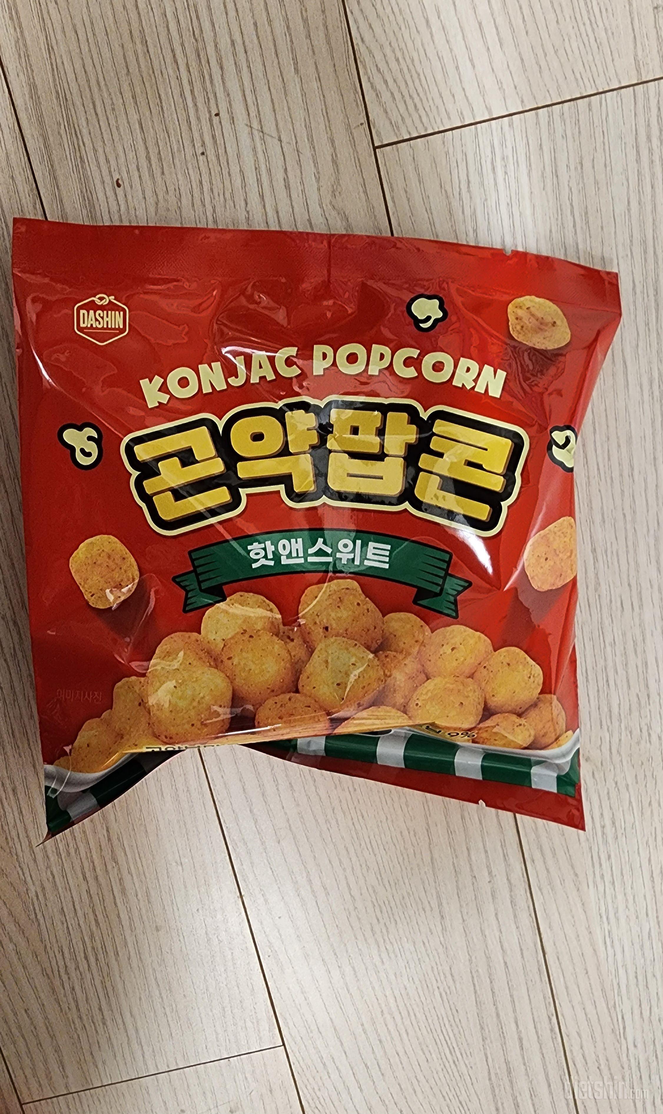 매콤달콤하니 입심심할때 먹기 좋아요