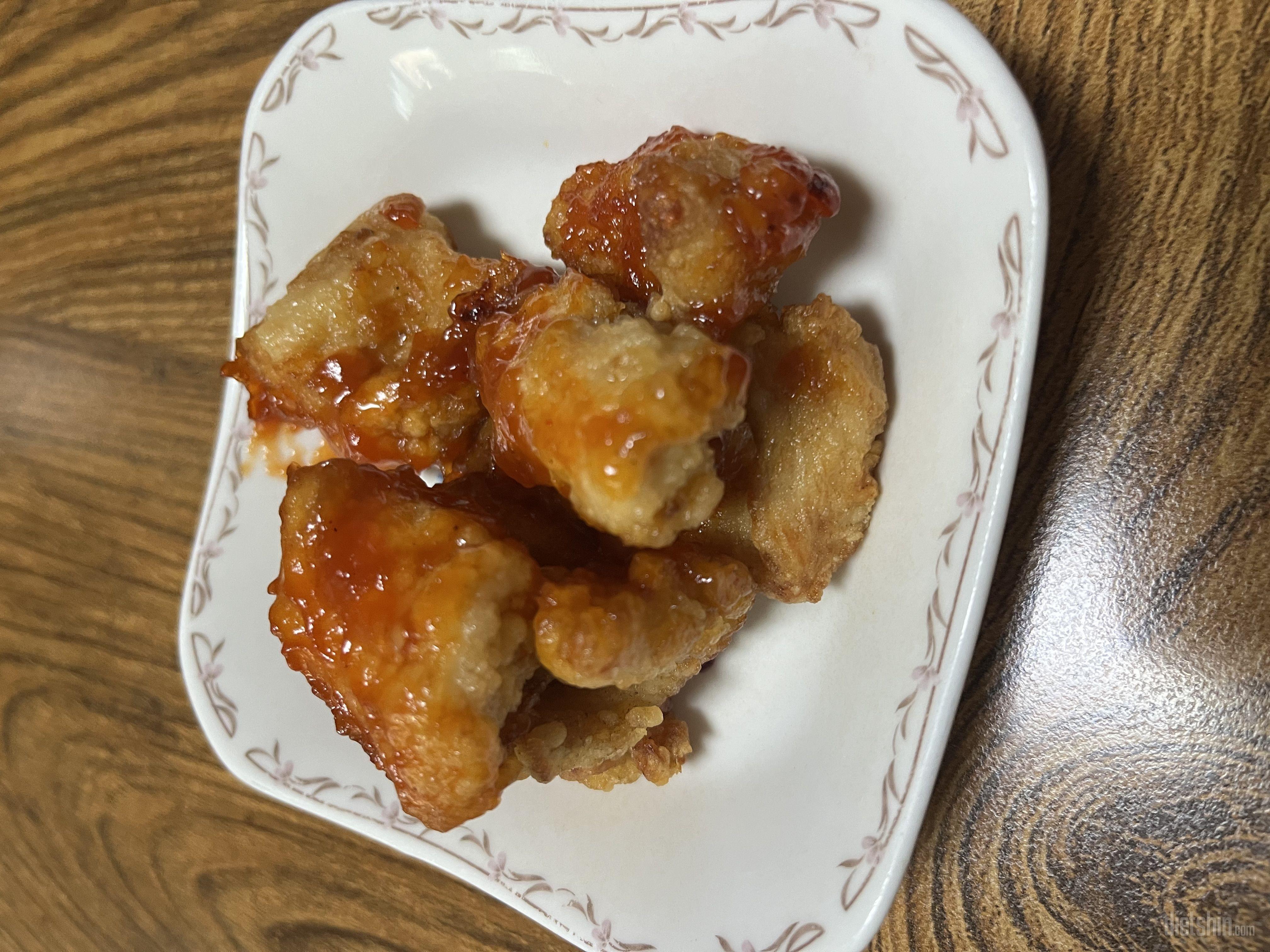 그냥 양념치킨맛이에욘 ㅠ 더 사먹을거