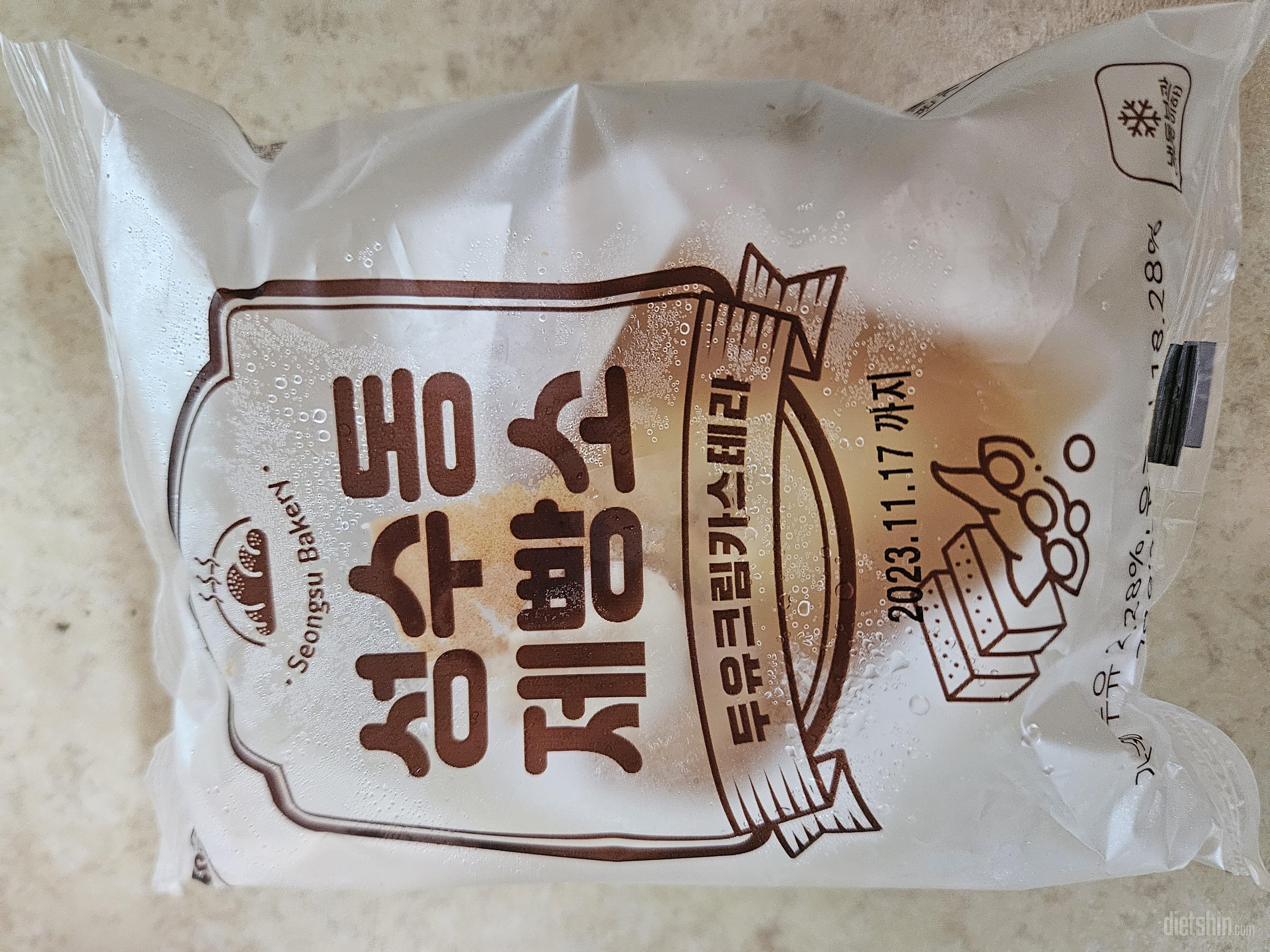두유크림카스테라 맛있어요
실온에 한
