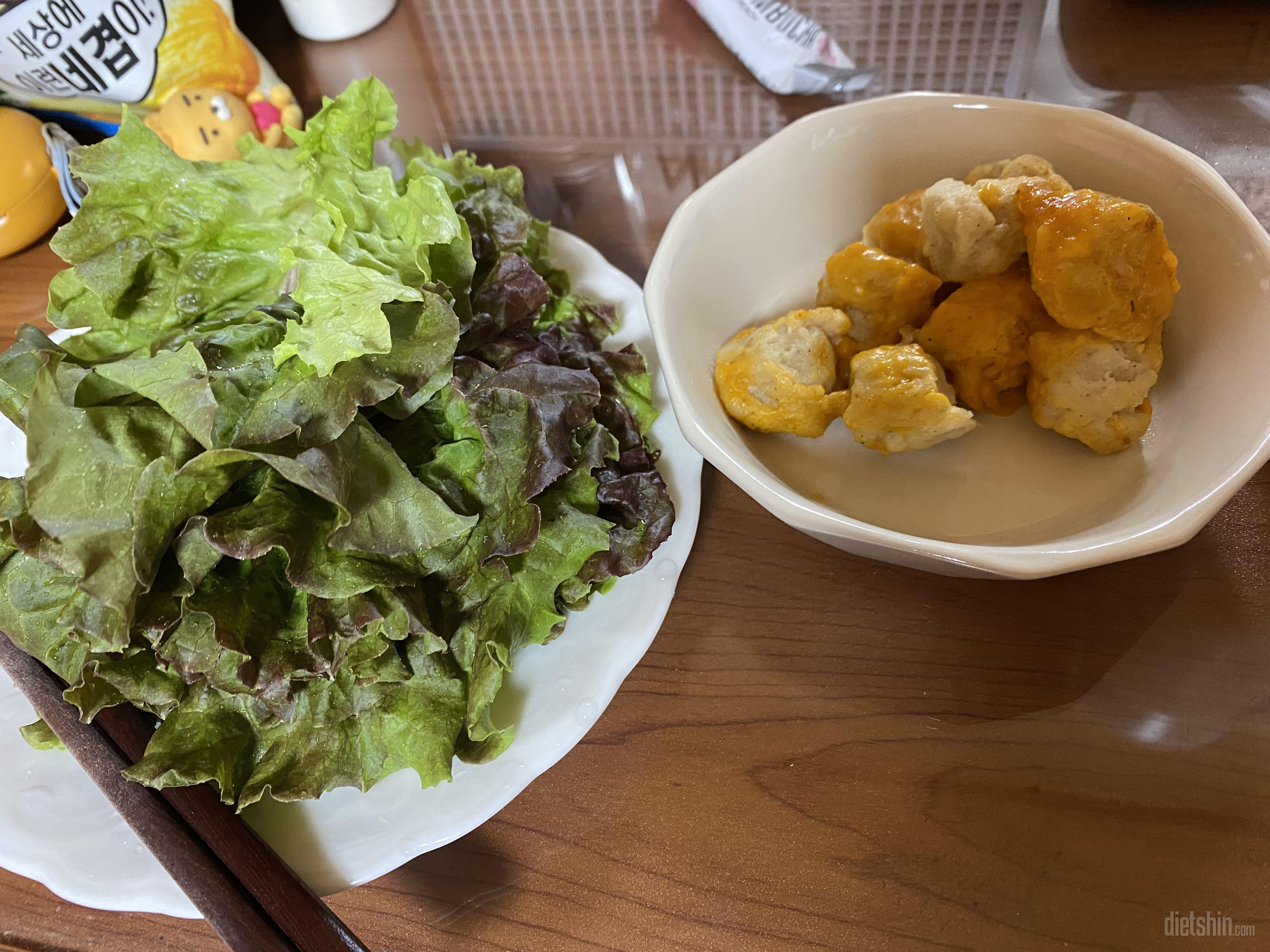 소스 매콤하고 맛있어요
데우기만 하