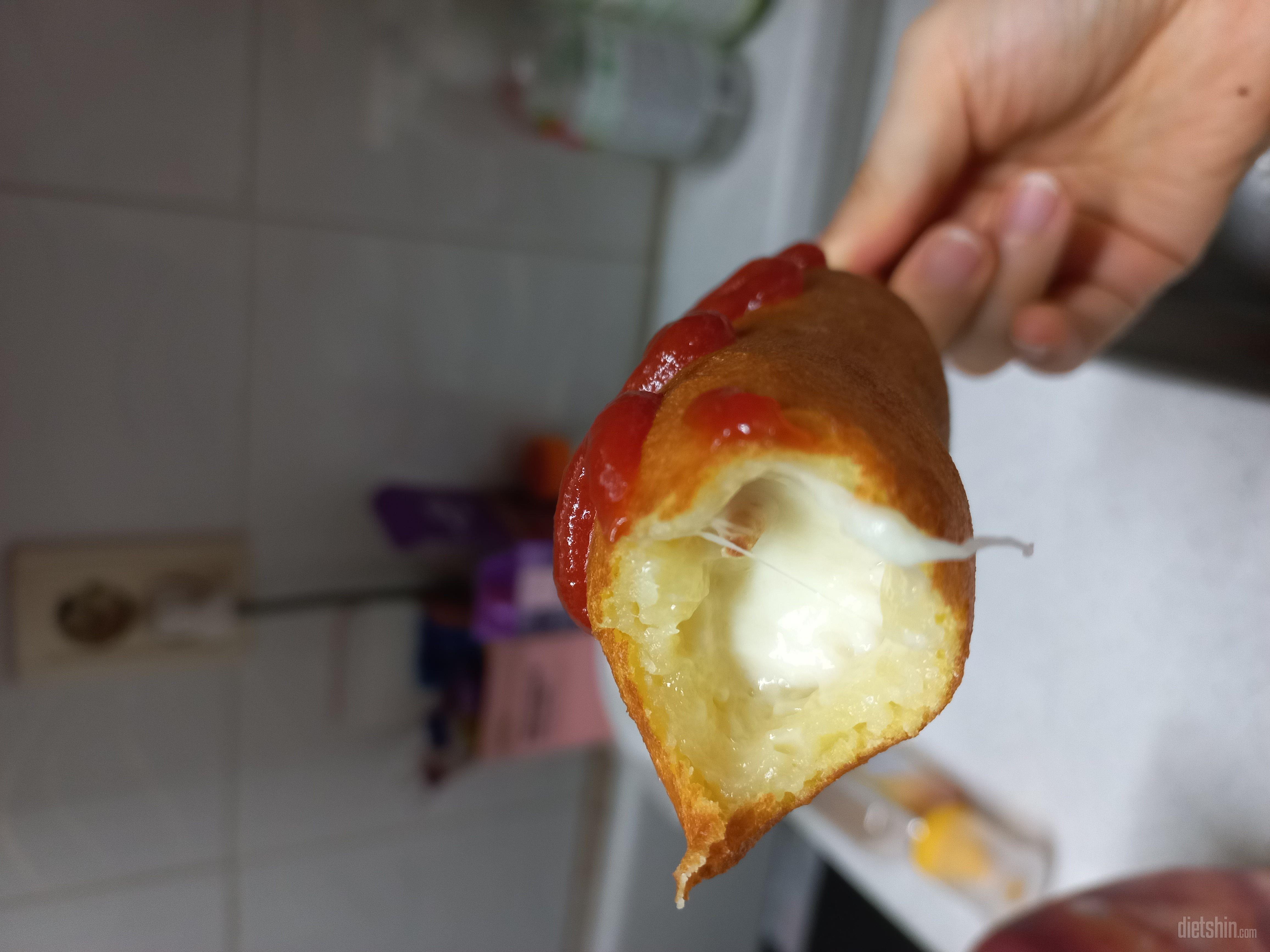 소시지는  쫄깃  뽀득 맛있어요. 근