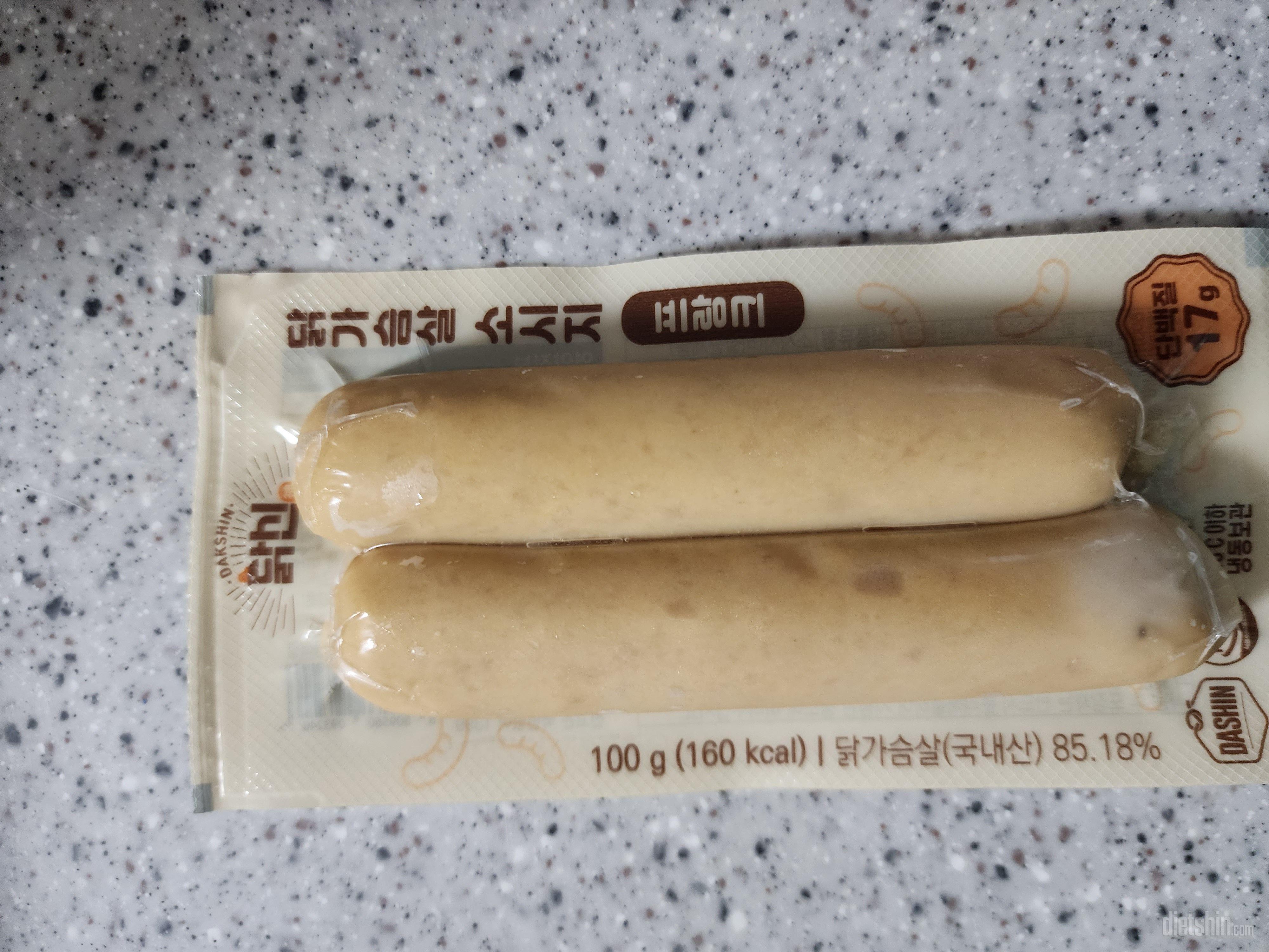 단백질 양 만족하구요
타사 소시지는