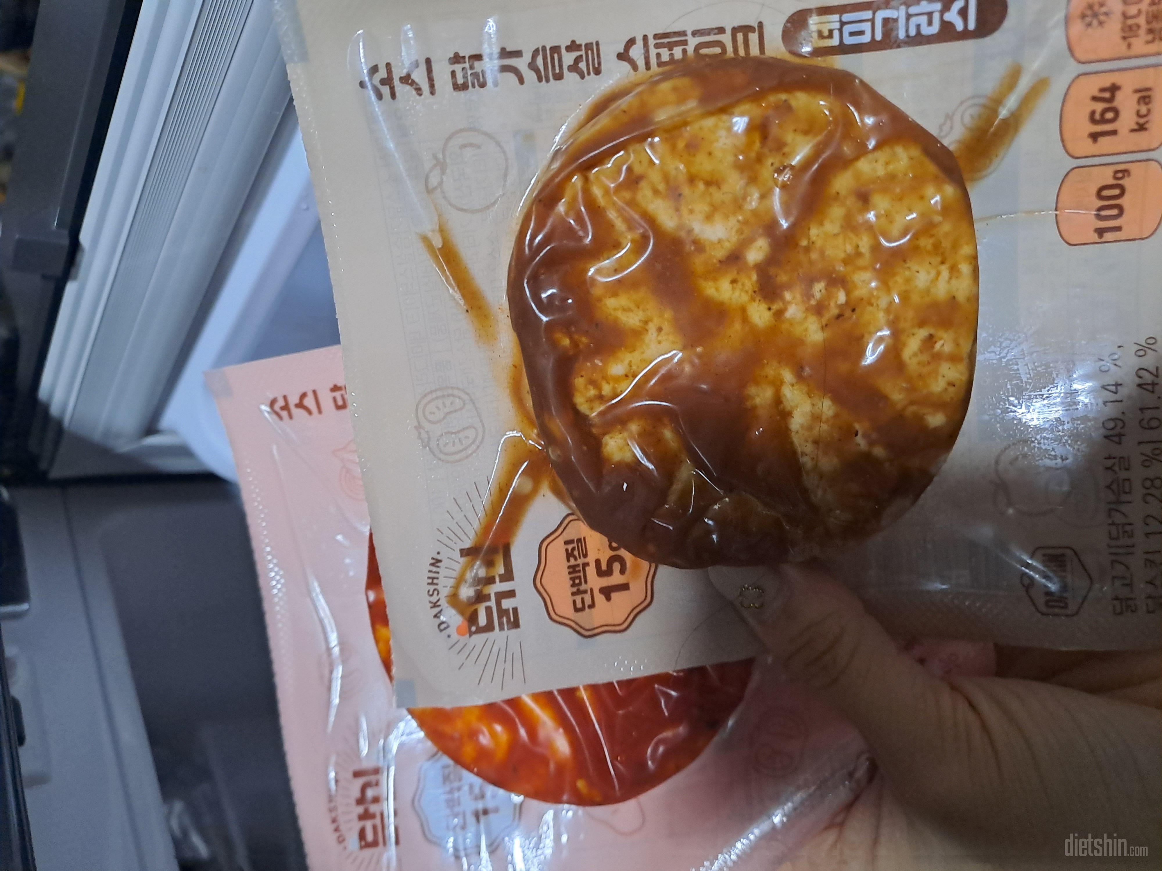 저번에 맛있게 먹어서 이번에도 구매했