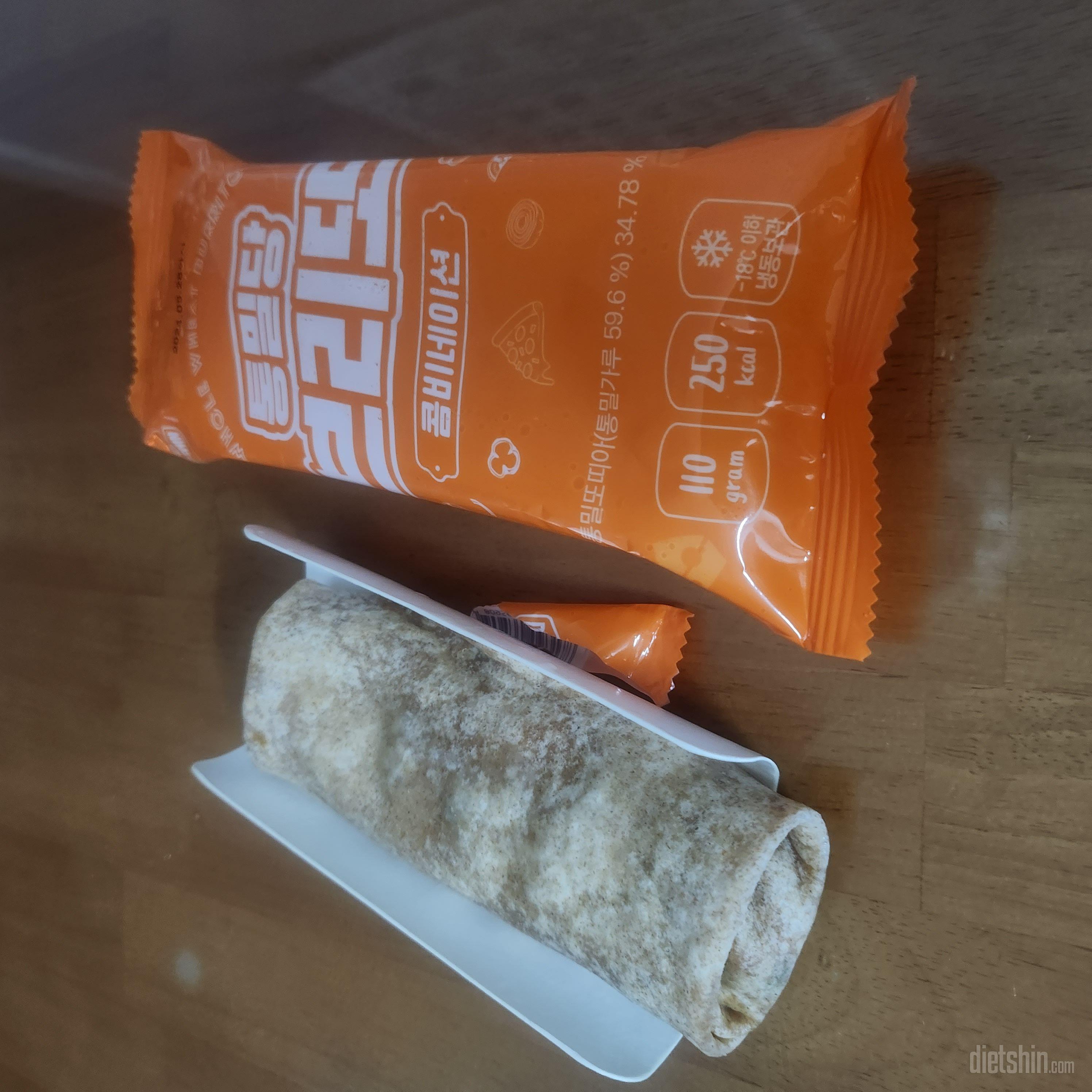 너모맛잇어요..ㅜㅜ피자묵는거가틈ㅜㅜ

