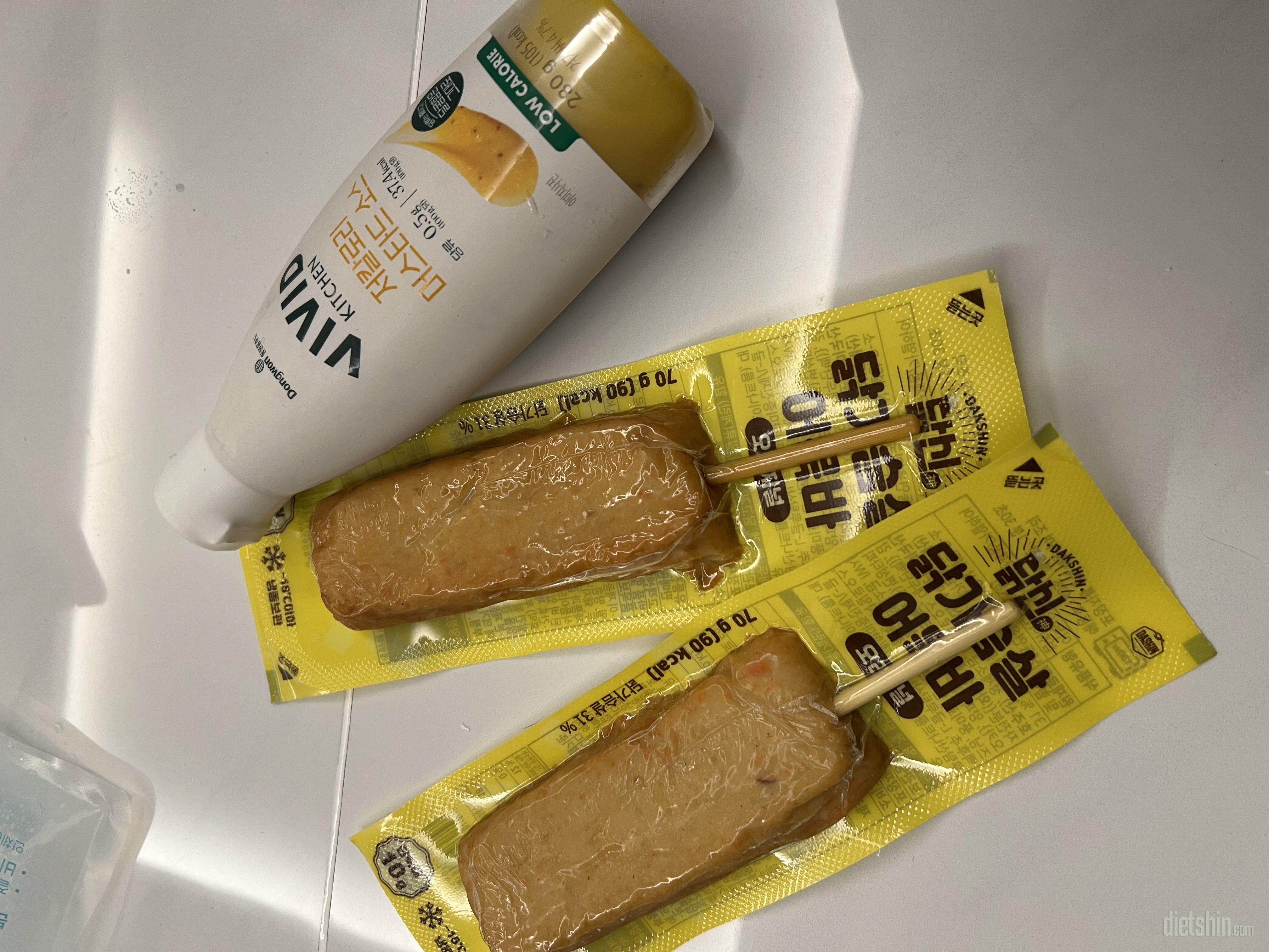 생각했던 식감이랑 조금 다르지만 맛은