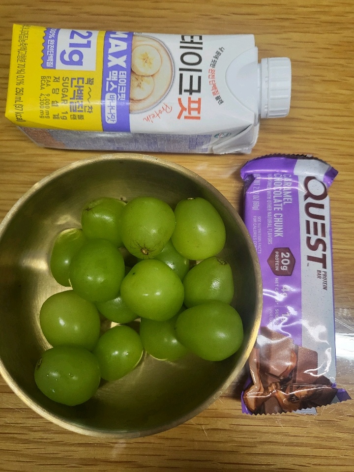 10월 21일( 점심식사 380kcal)