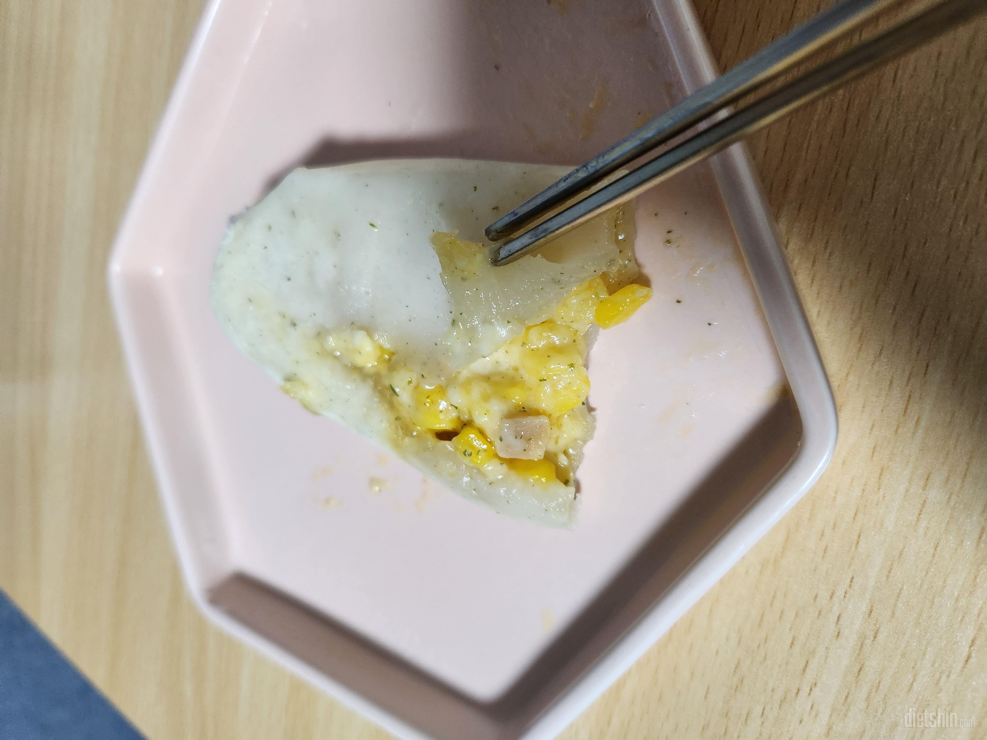 생각보다 끝에가 좀 딱딱해서 제 입맛