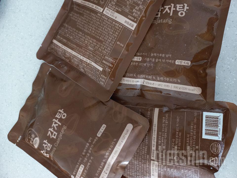 순살 감자탕 맛있어서 재구매 했어요