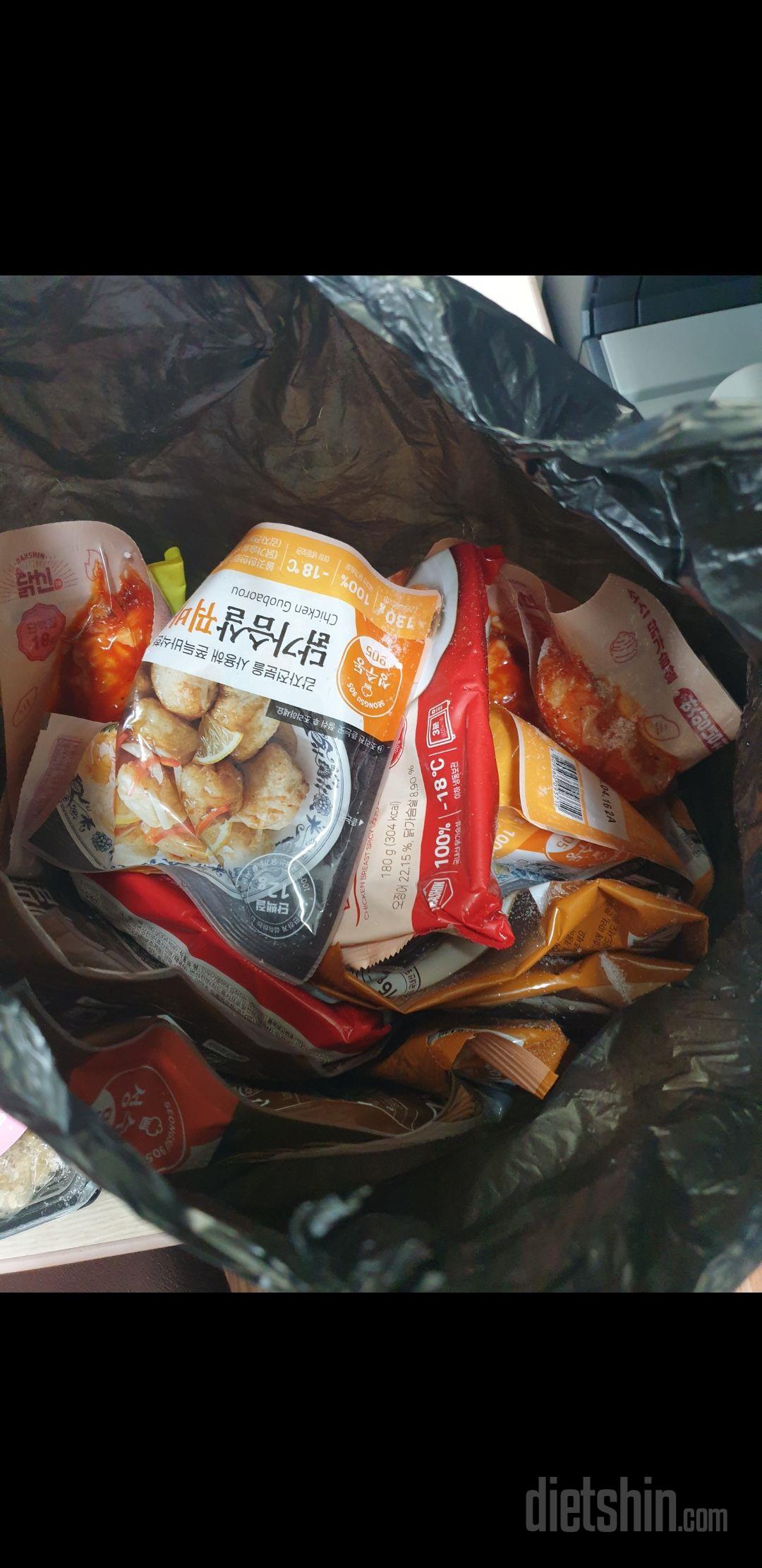 불닭 매콤하고 쫀득하고 맛나요