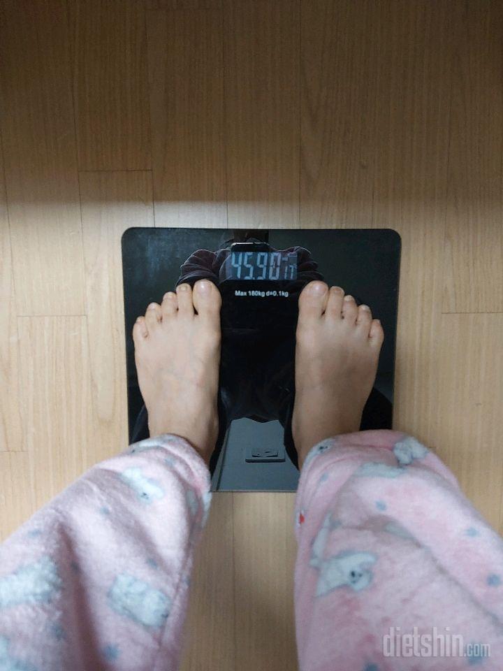 7일 아침 몸무게 재기32일차 성공!