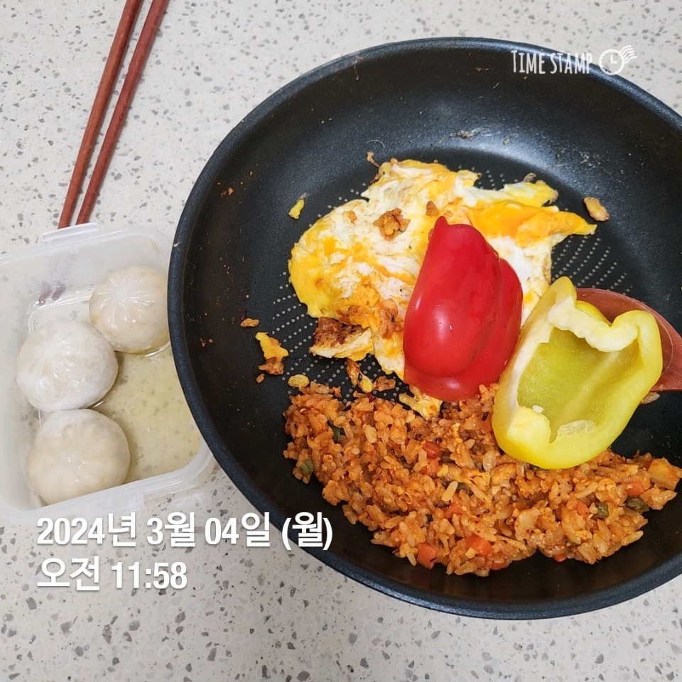 03월 04일( 점심식사 630kcal)