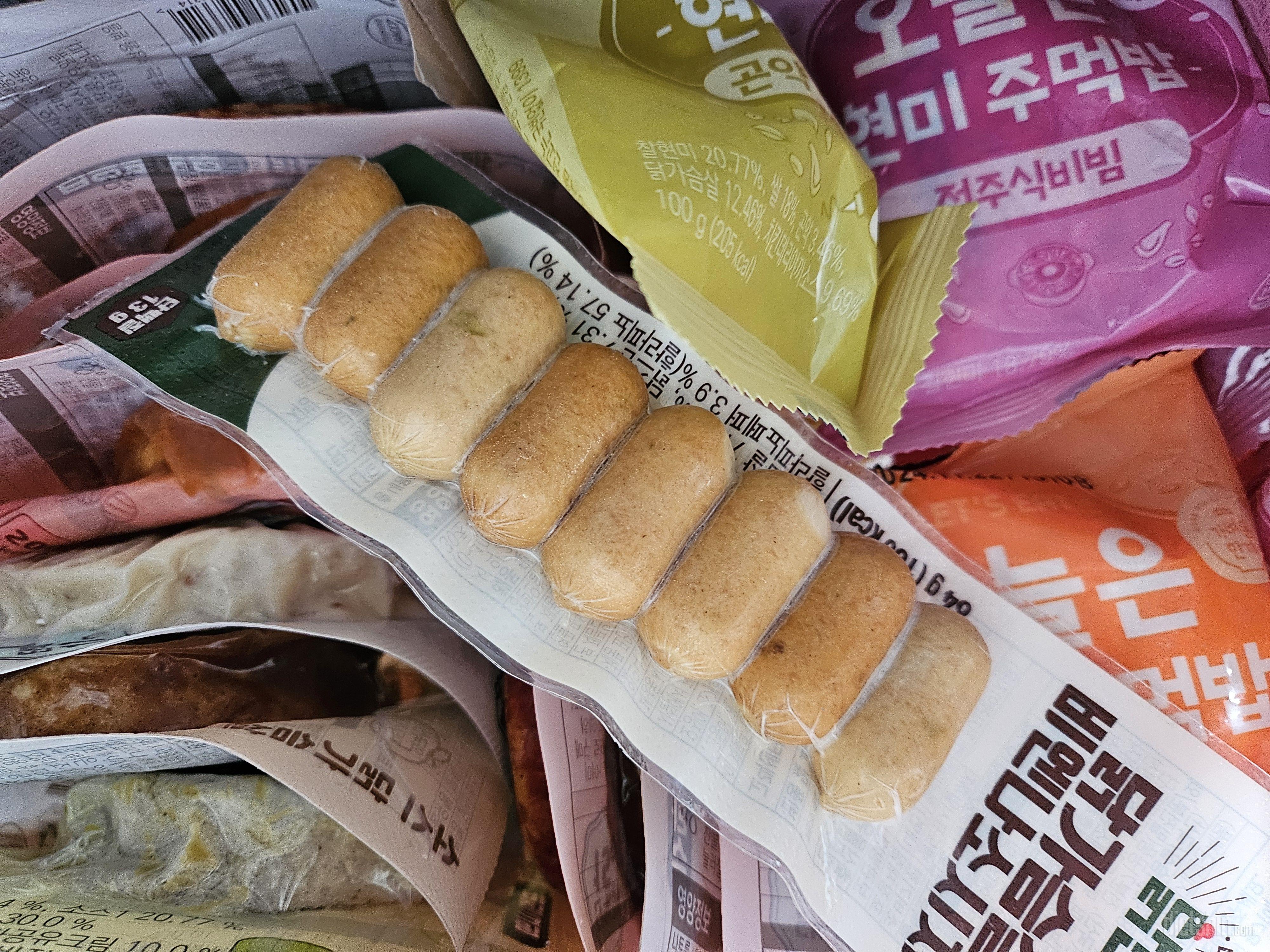 소세지가 왔는데 할라피뇨 맛이라 진짜