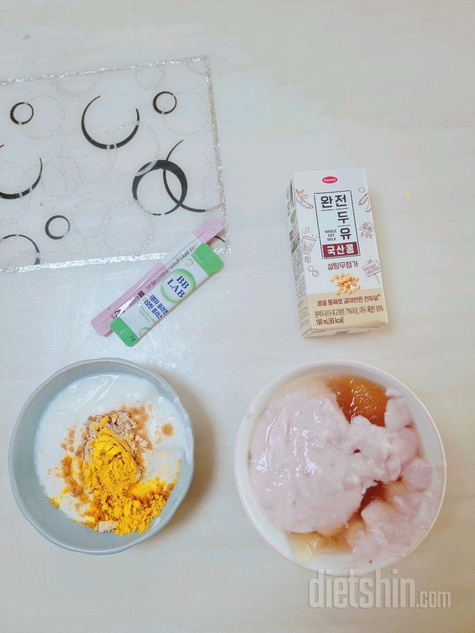 03월 18일( 아침식사 235kcal)