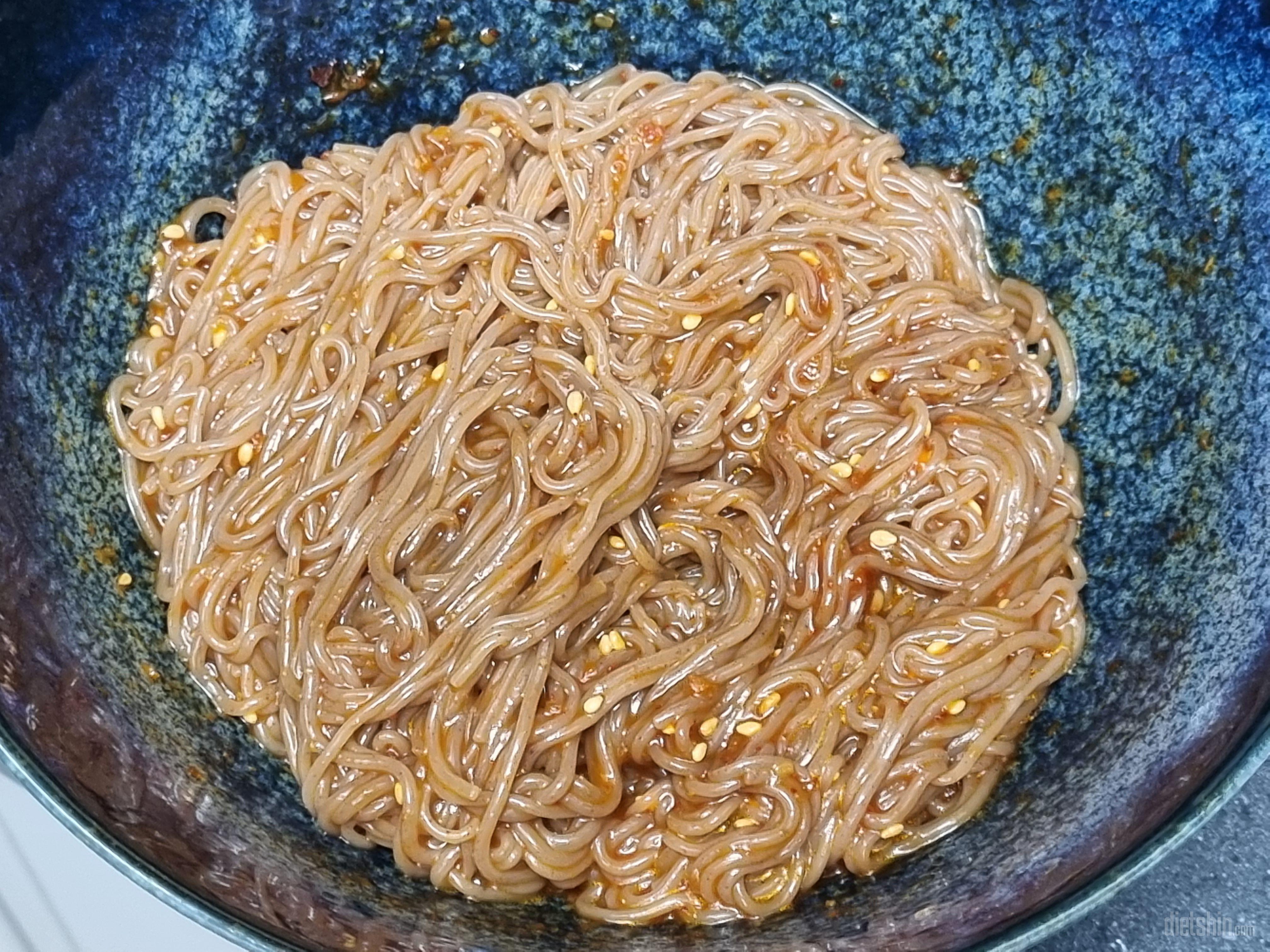 면, 양념 외에 아무것도 없어서 무절