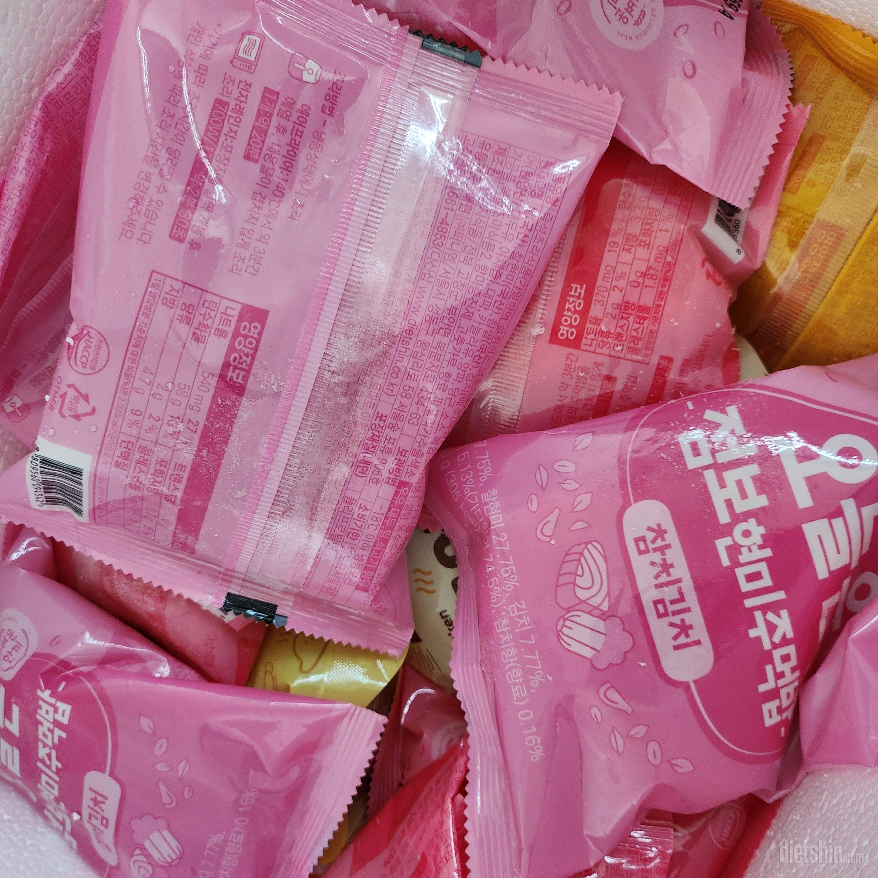 여기 주먹밥이 제일 맛있어요