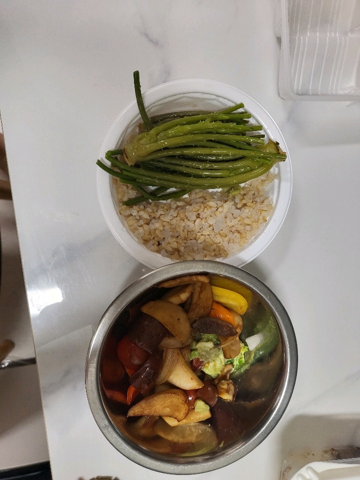 05월 03일( 아침식사 234kcal)