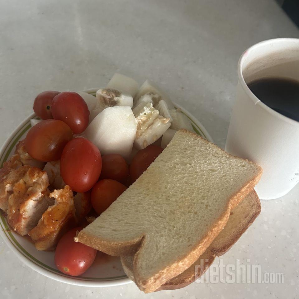 닭가슴살만 먹으니
퍽퍽하고 밍숭맹숭