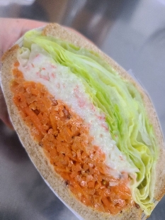 와사비크래미 당근라페 샌드위치