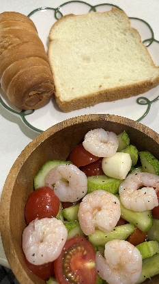 06월 06일(점심 565kcal)