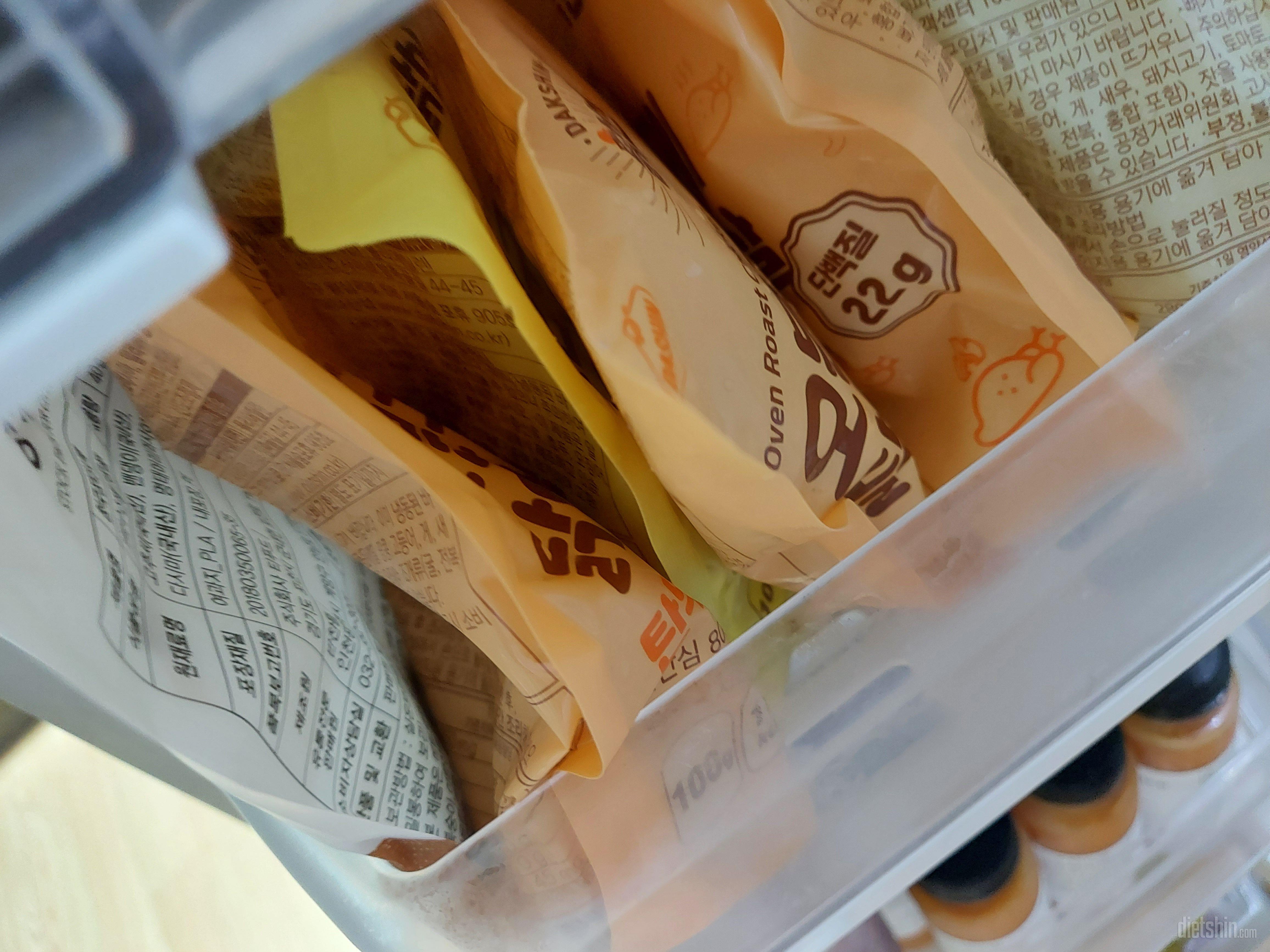 닭안심살이라 엄청 부드럽고 맛있어요.