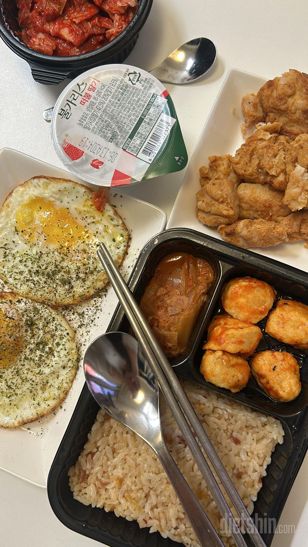 벌써 두세번째? 재구매인것같습니다 맛