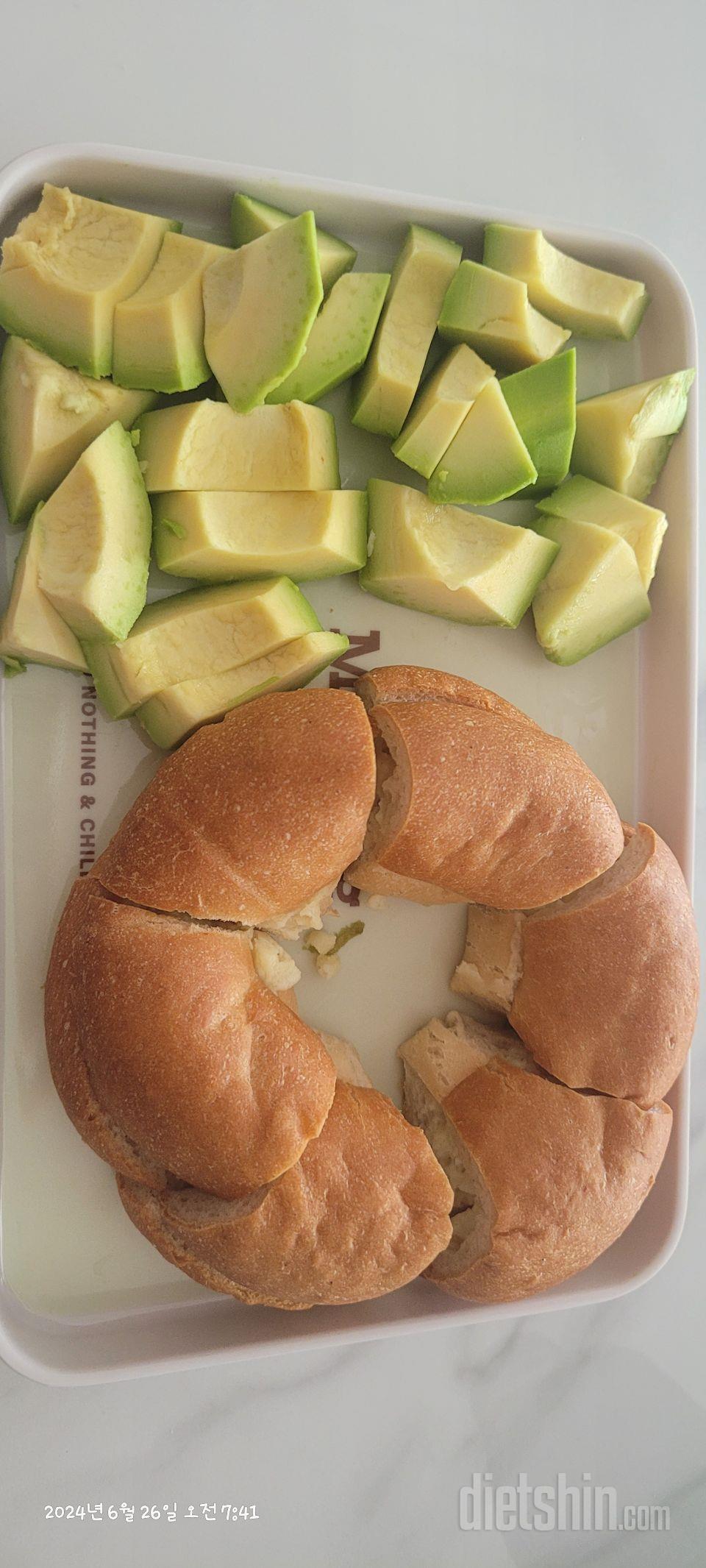 아침대용으로 간단하면서 맛있어서 1일