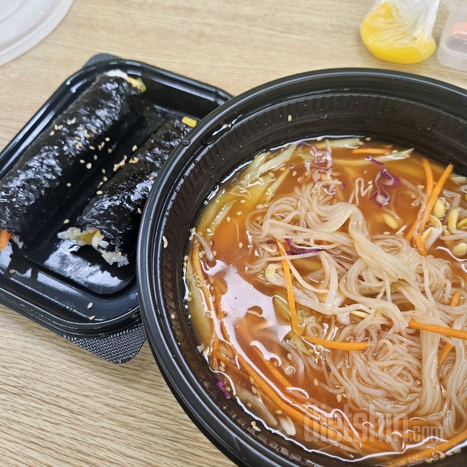 제법 맛있게 먹고 삽니다