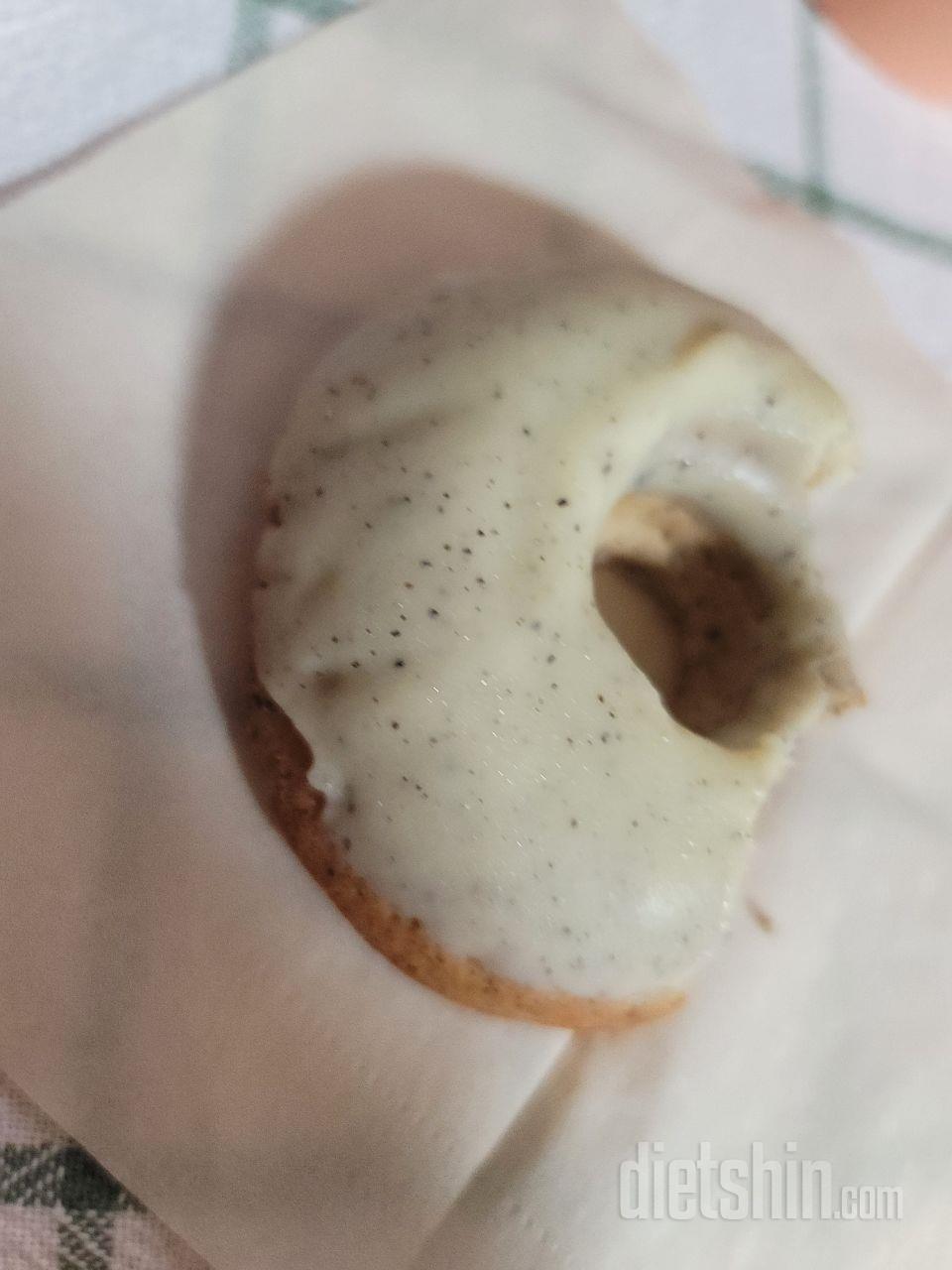 빵이 많이 달기는 한데 튀기지 않은